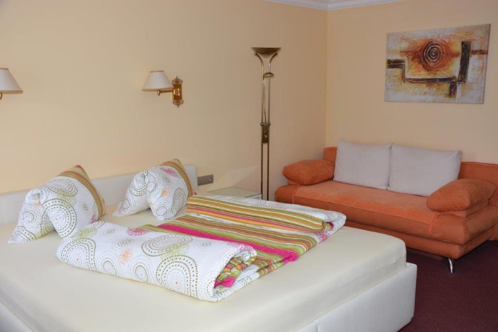 Double Room with Shower photo 3