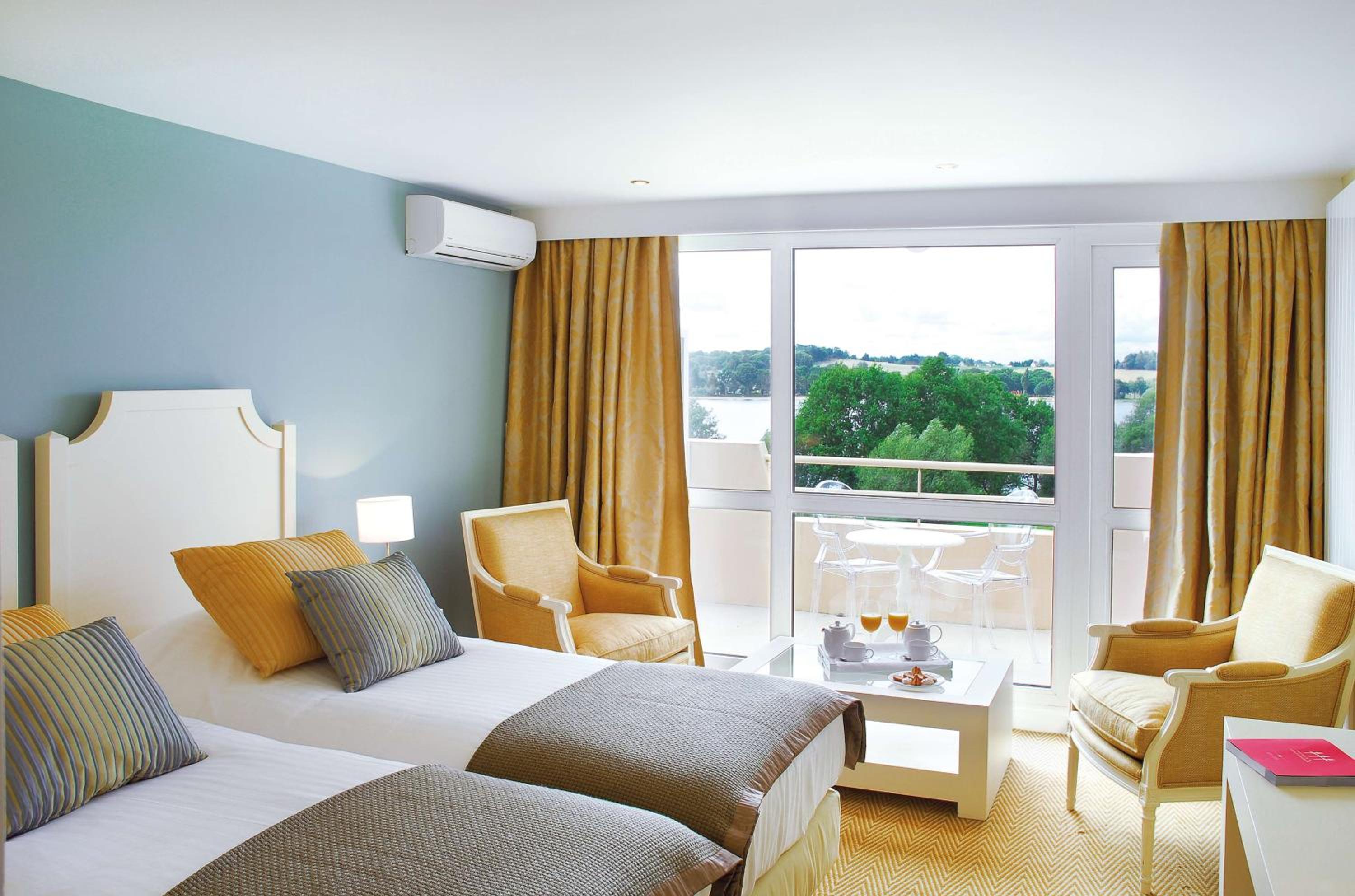 Junior King Suite