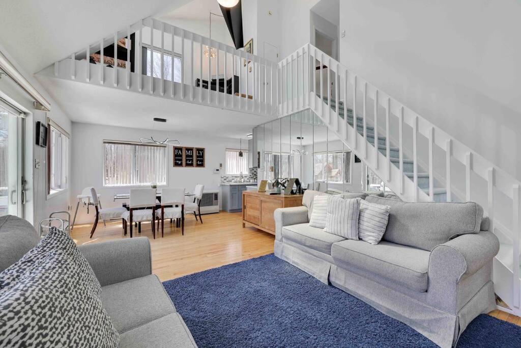 Three-Bedroom House - Photo 46