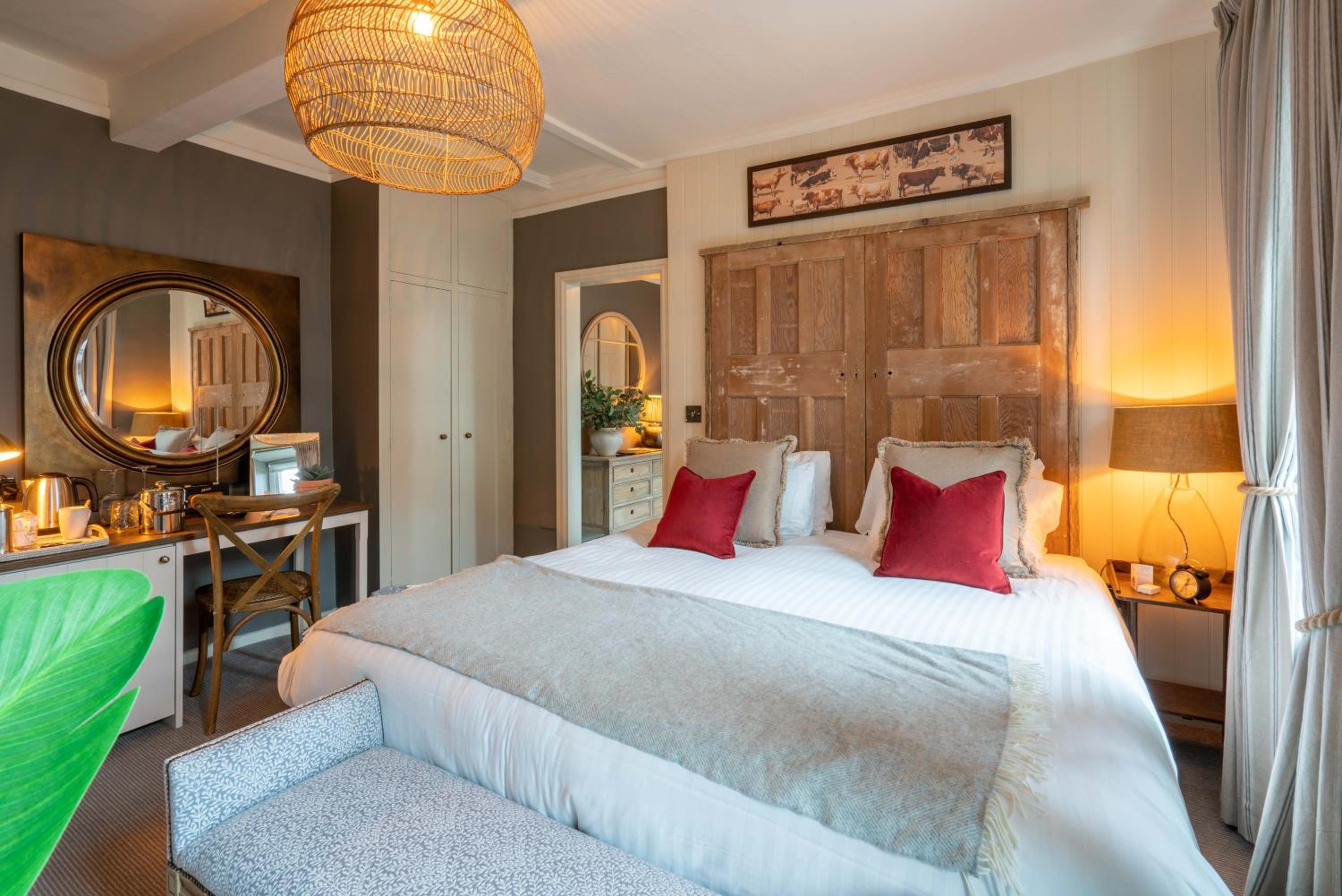 Classic Twin Room Friary - Annex