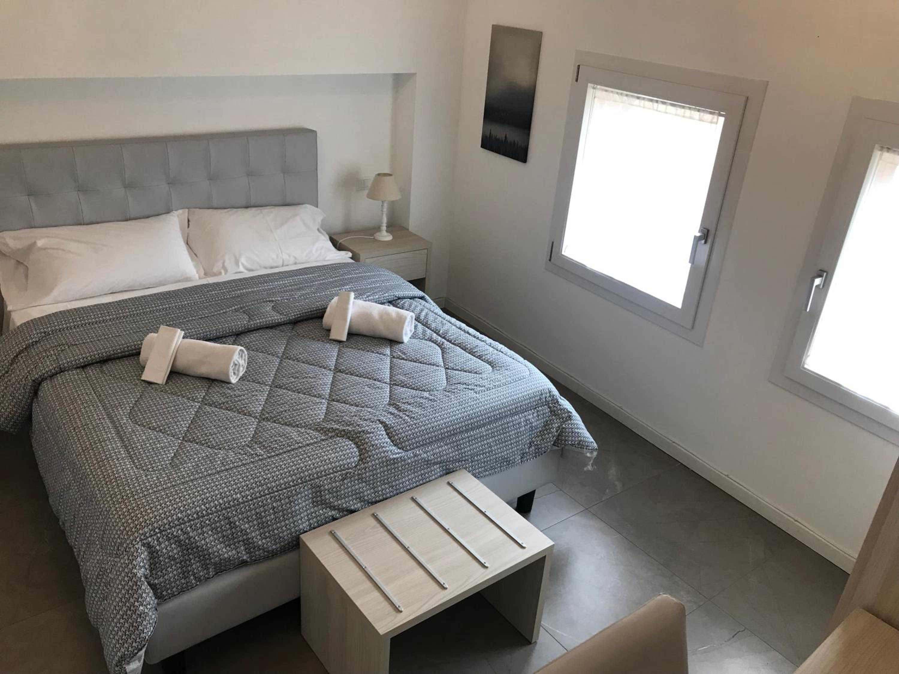 Double Room - Photo 6