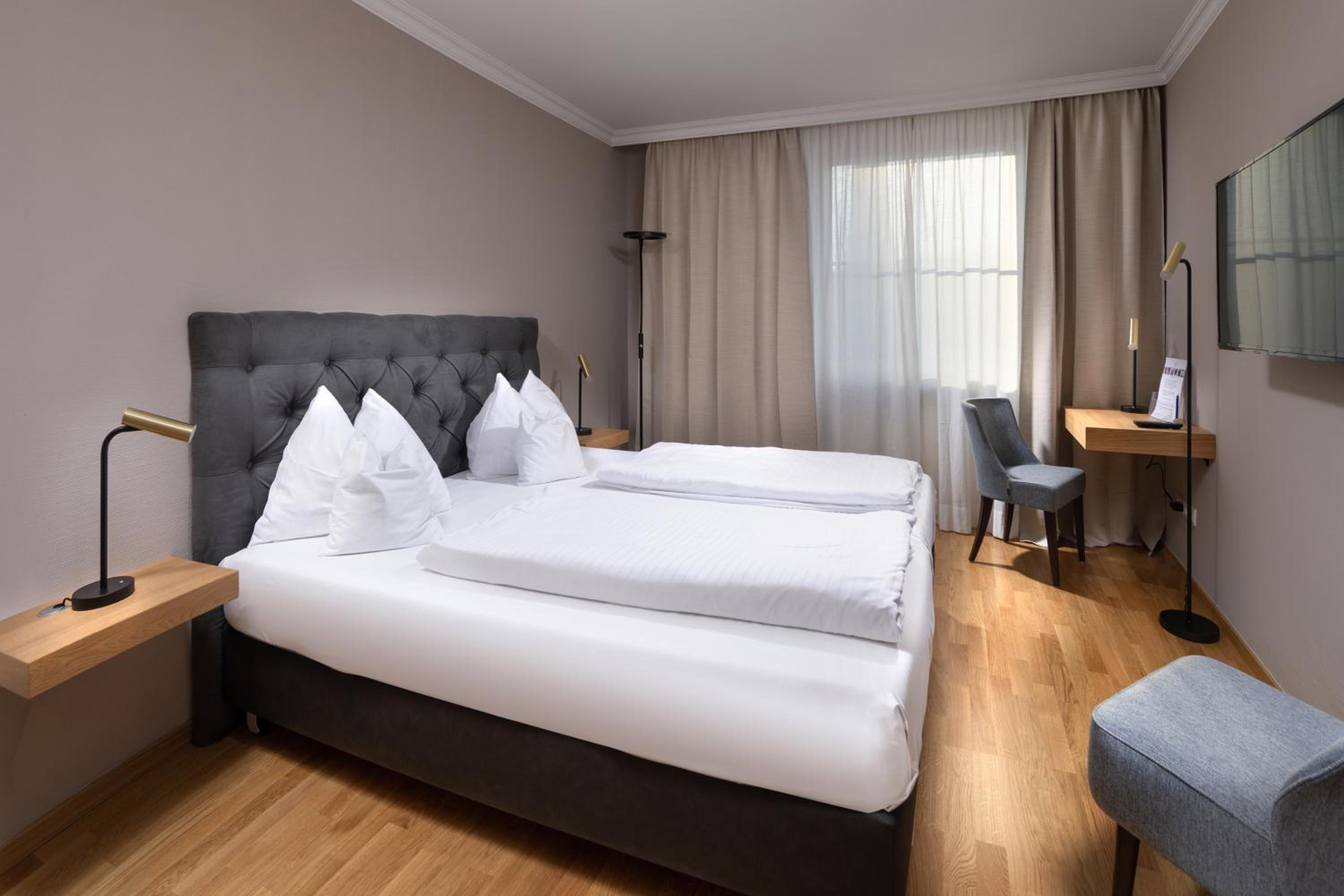 Double Room - Photo 1