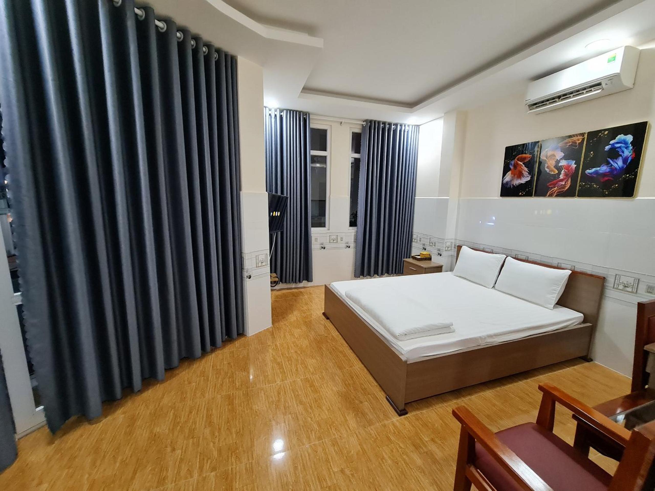 Triple Room with City View - Photo 3