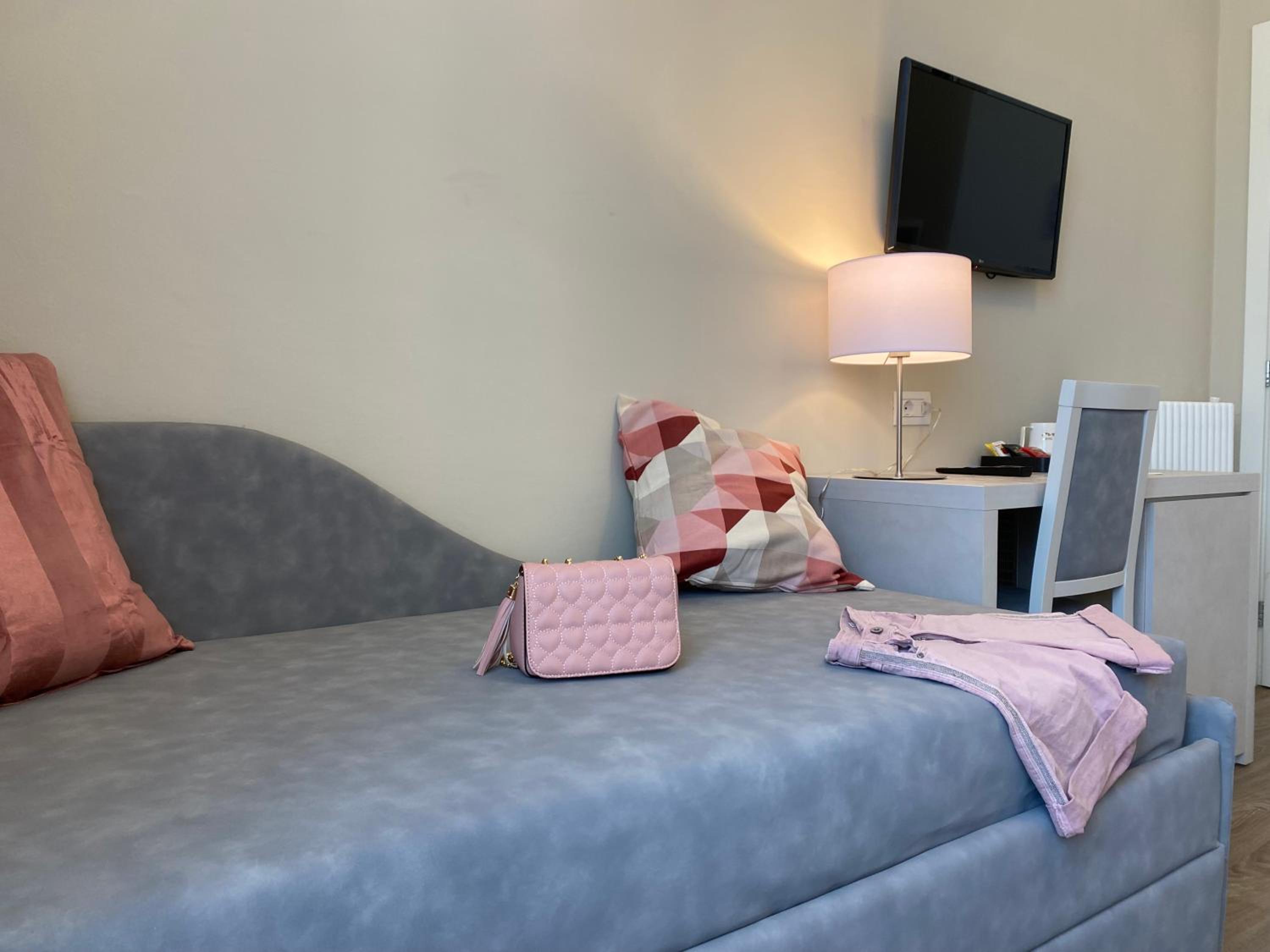 Superior Double Room - Photo 11