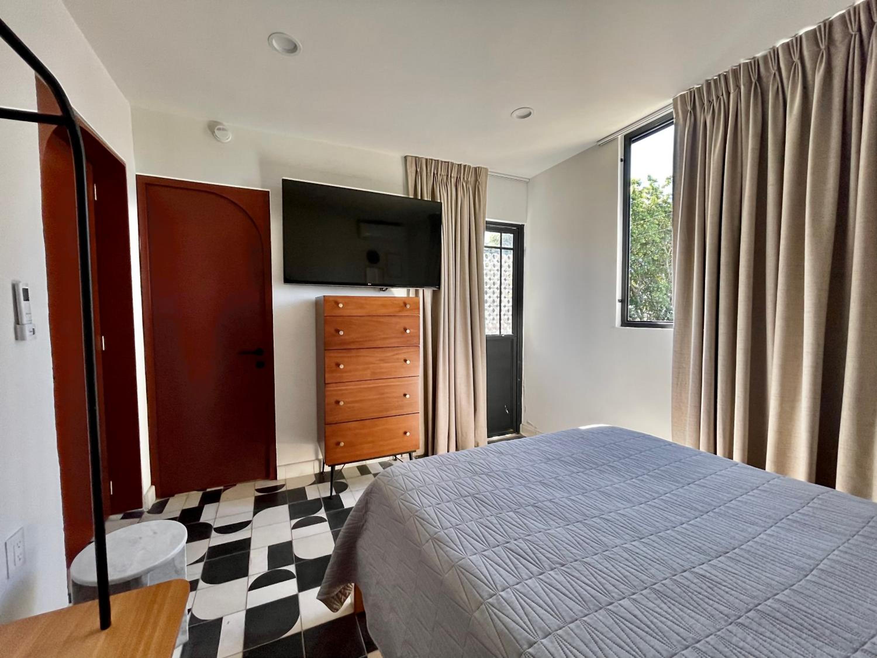 Double Room - Photo 5