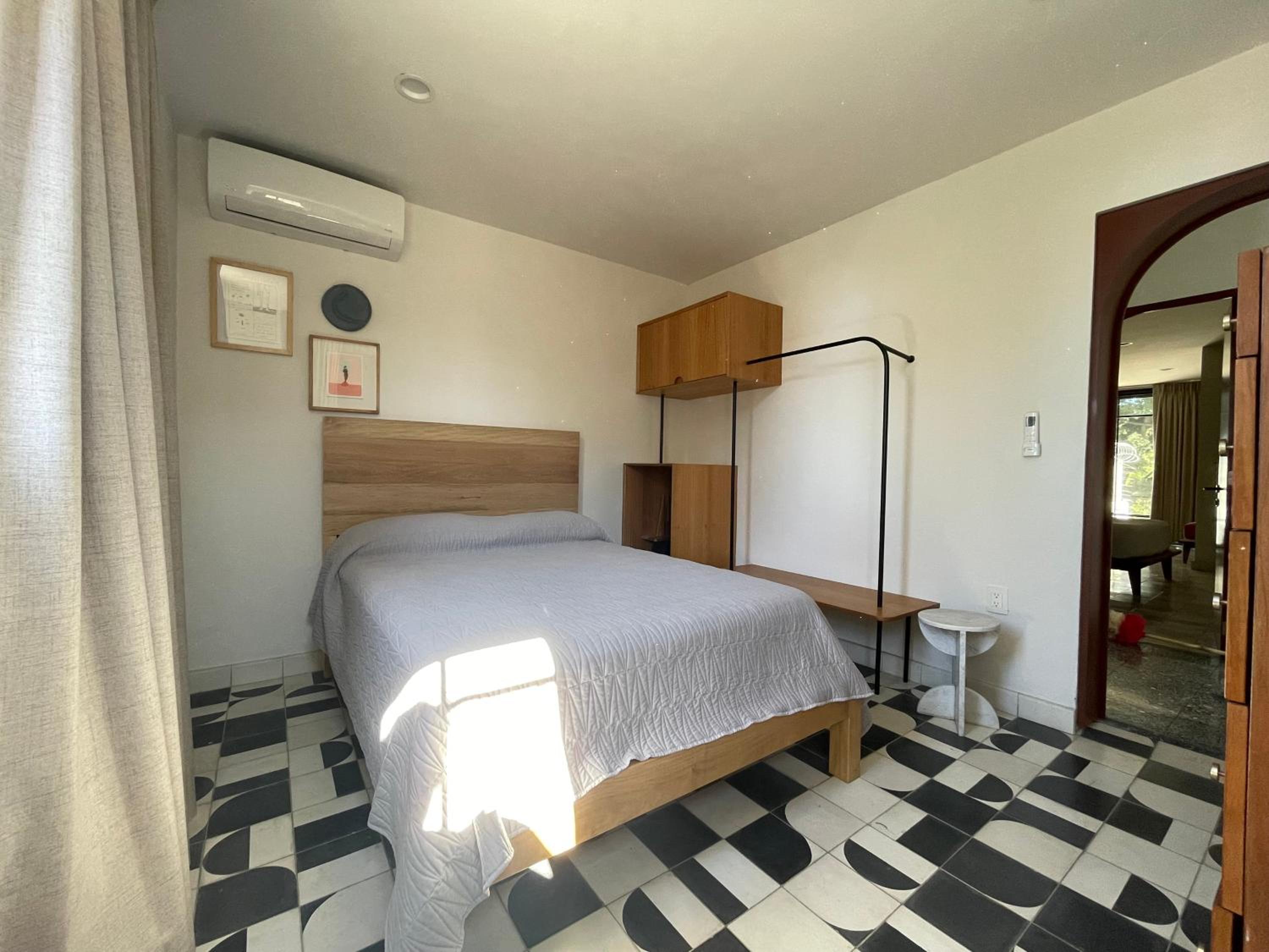 Double Room - Photo 6