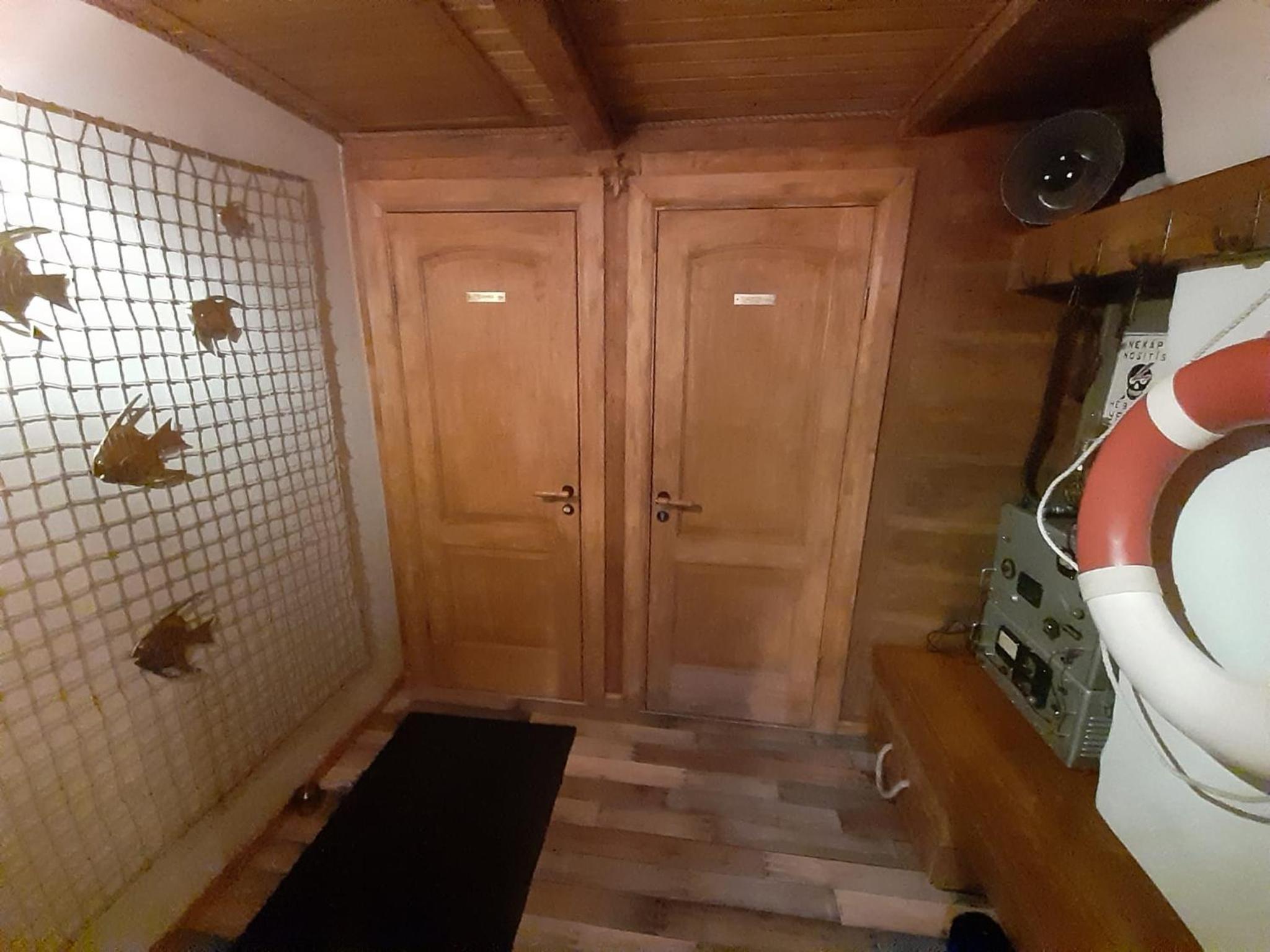 One-Bedroom Apartment - Photo 1