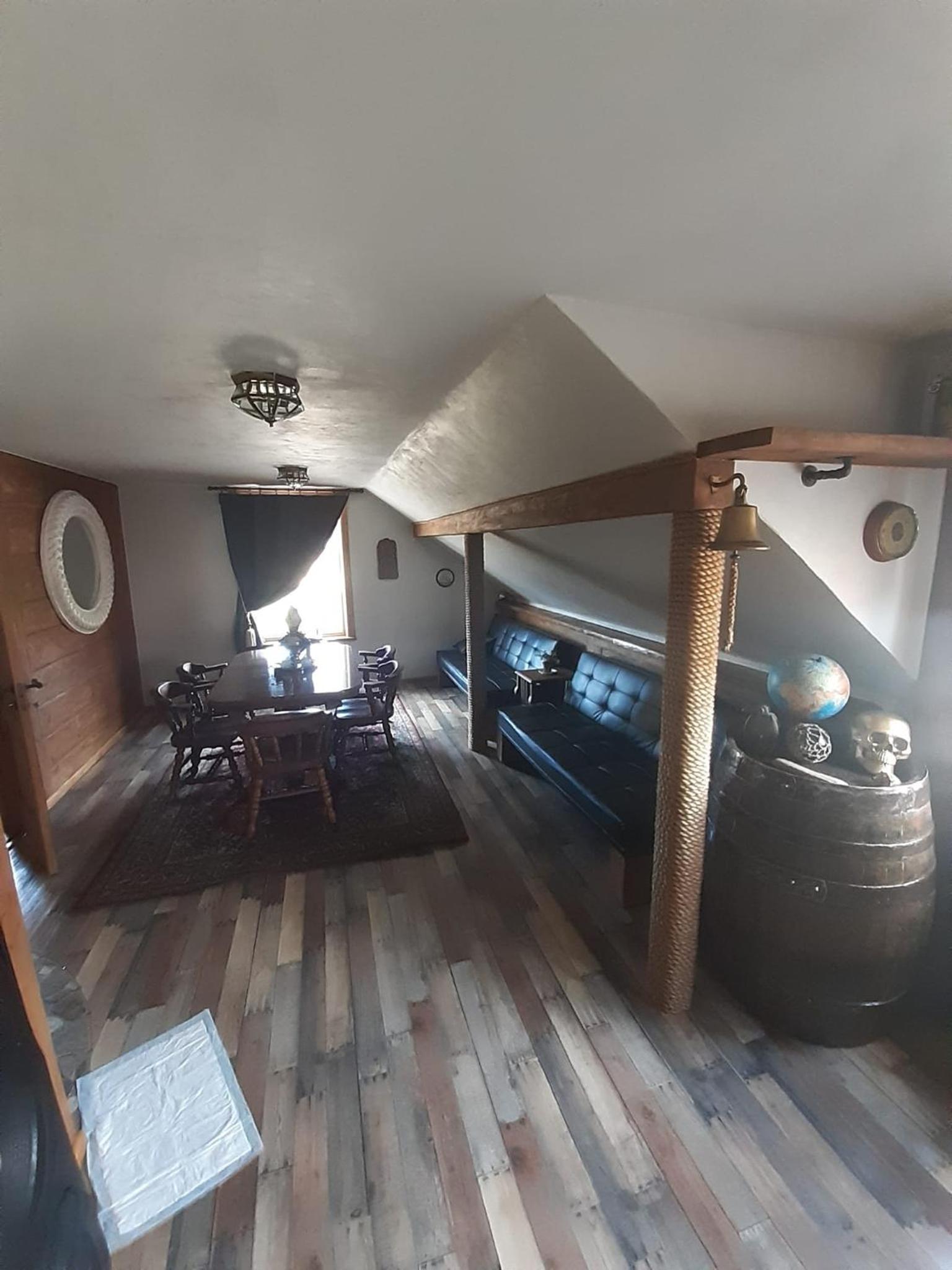 One-Bedroom Apartment - Photo 32