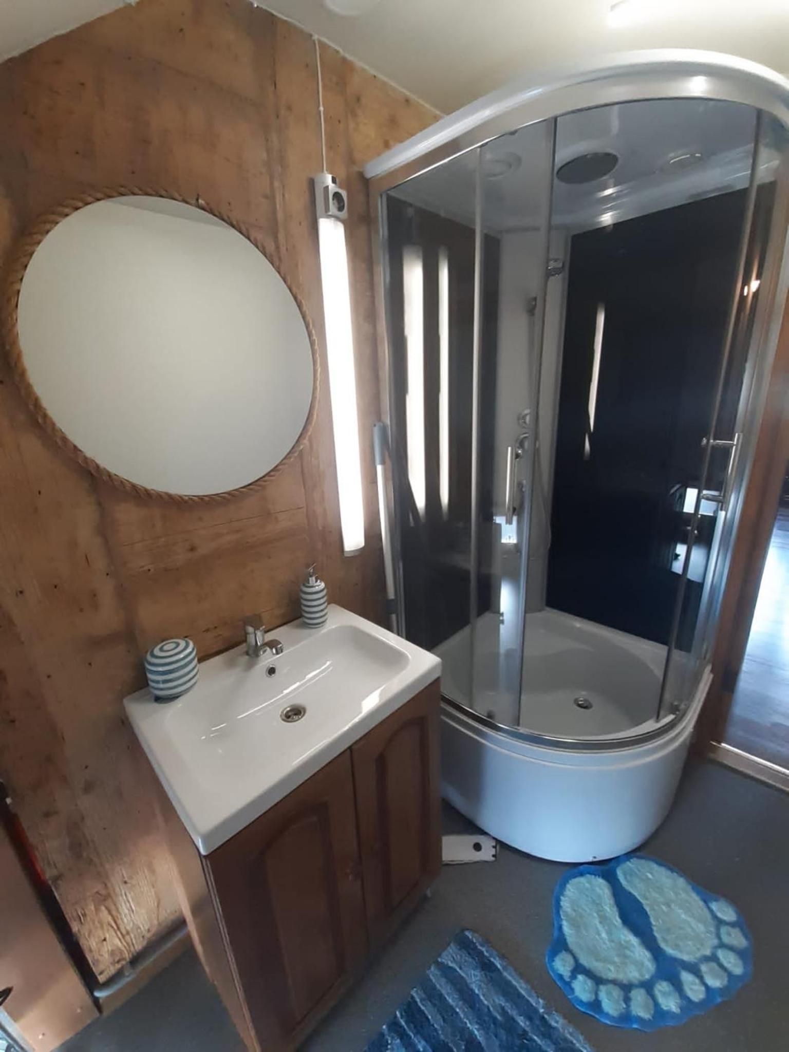 One-Bedroom Apartment - Photo 29