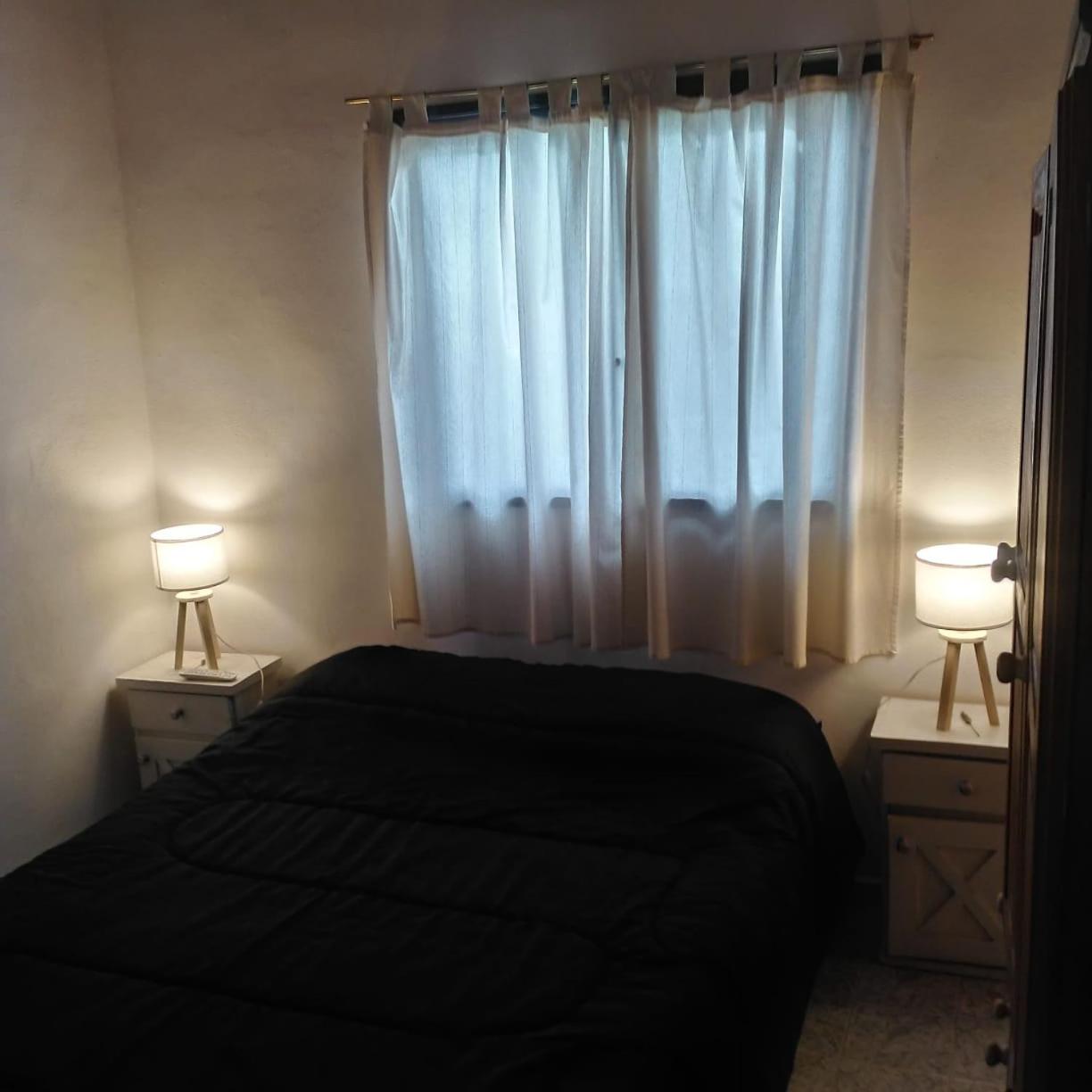 One-Bedroom House photo 1