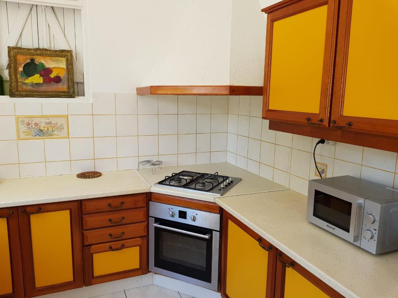Two-Bedroom House photo 3