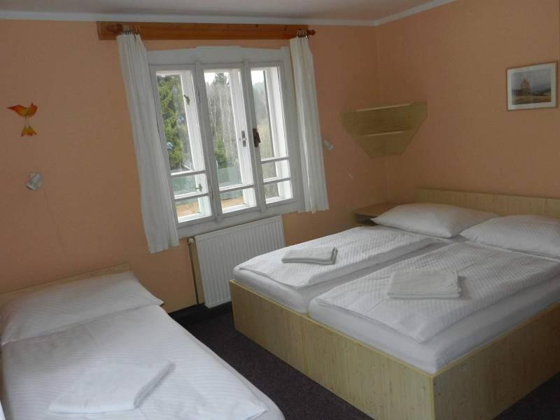 Family Room with Private Bathroom photo 1