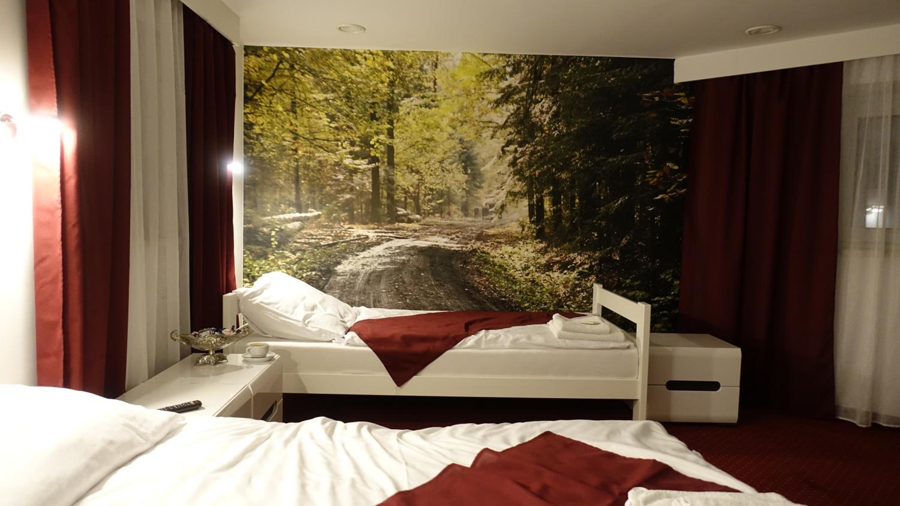 Triple Room with Private Bathroom - Photo 3
