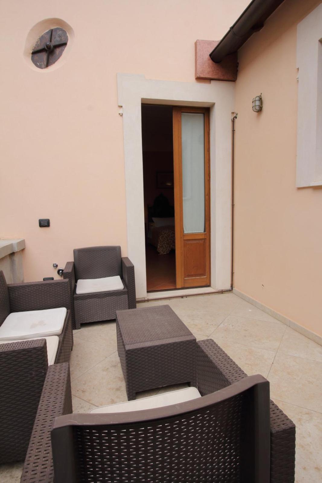 King Room with Terrace photo 3