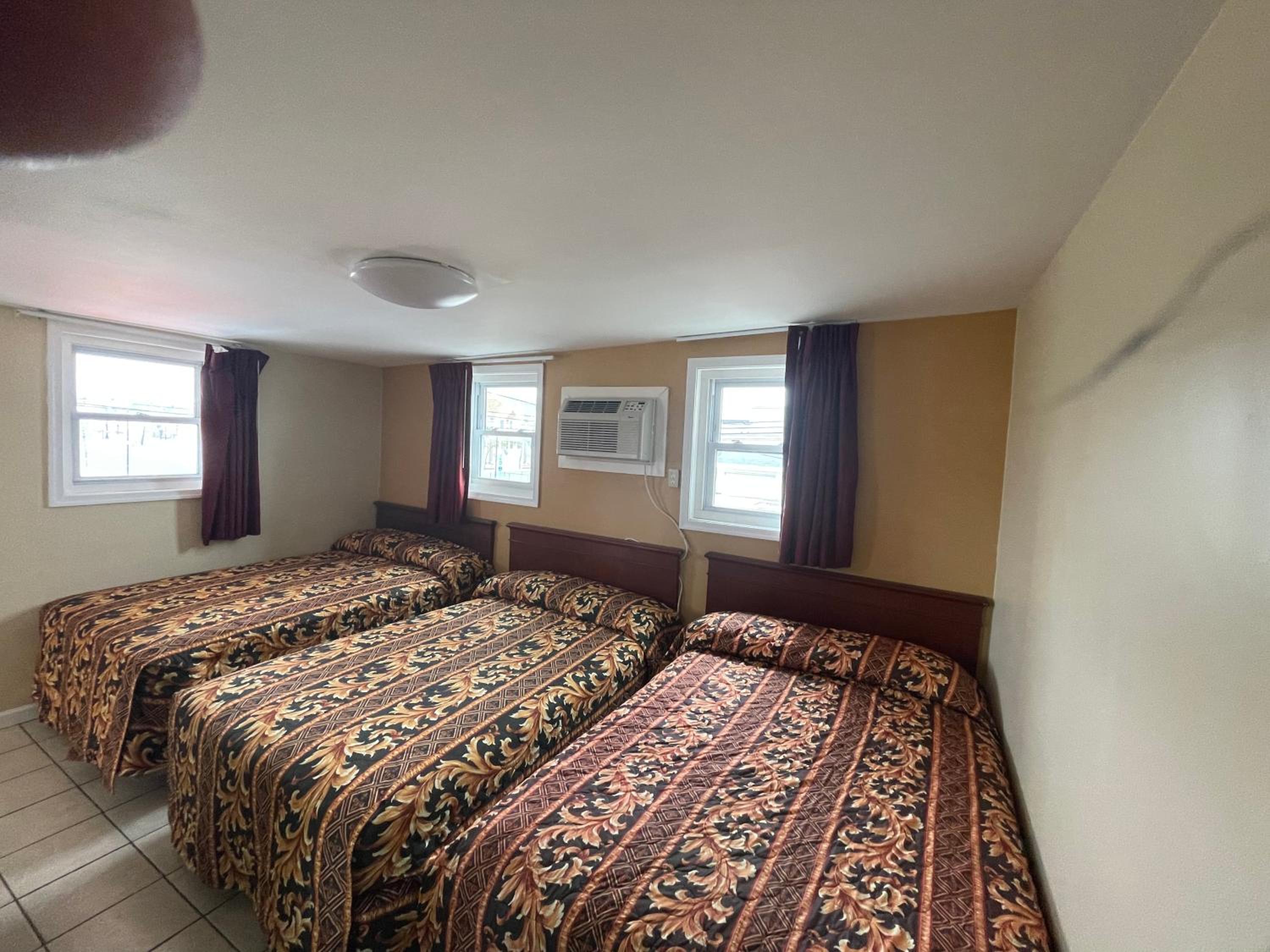 Triple Room - Photo 2