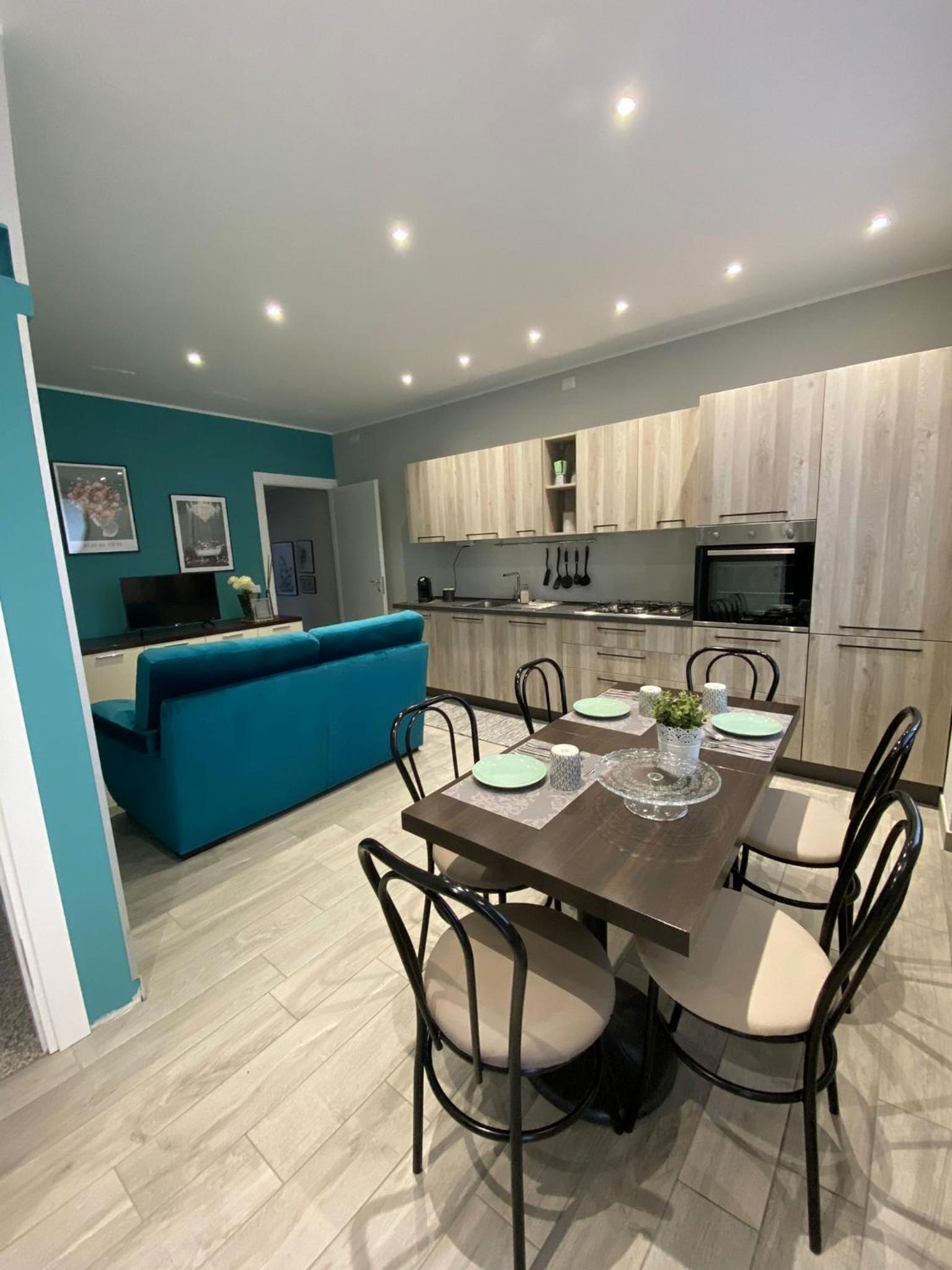 One-Bedroom House - Photo 8