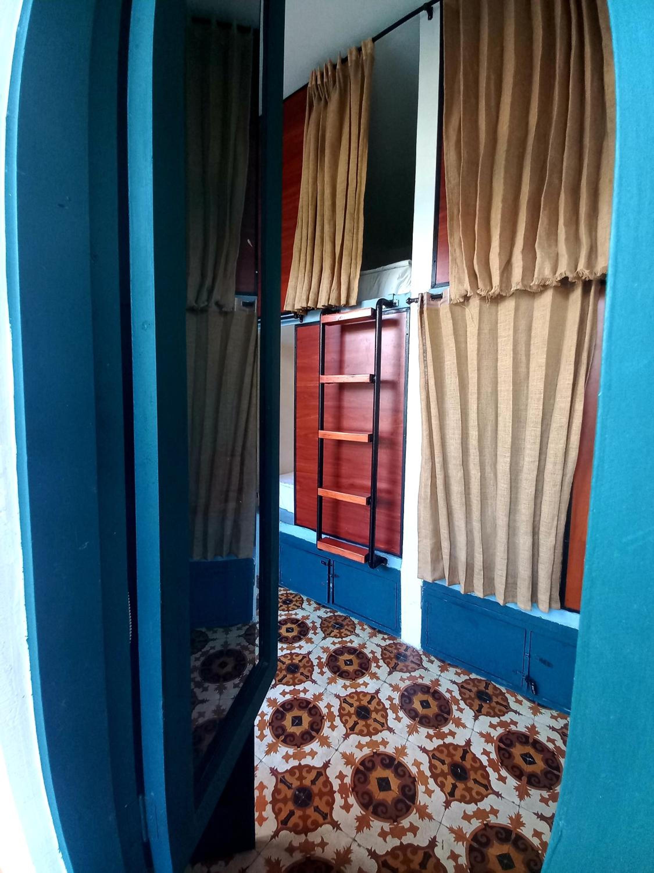 Bed in 4-Bed Dormitory Room photo 3