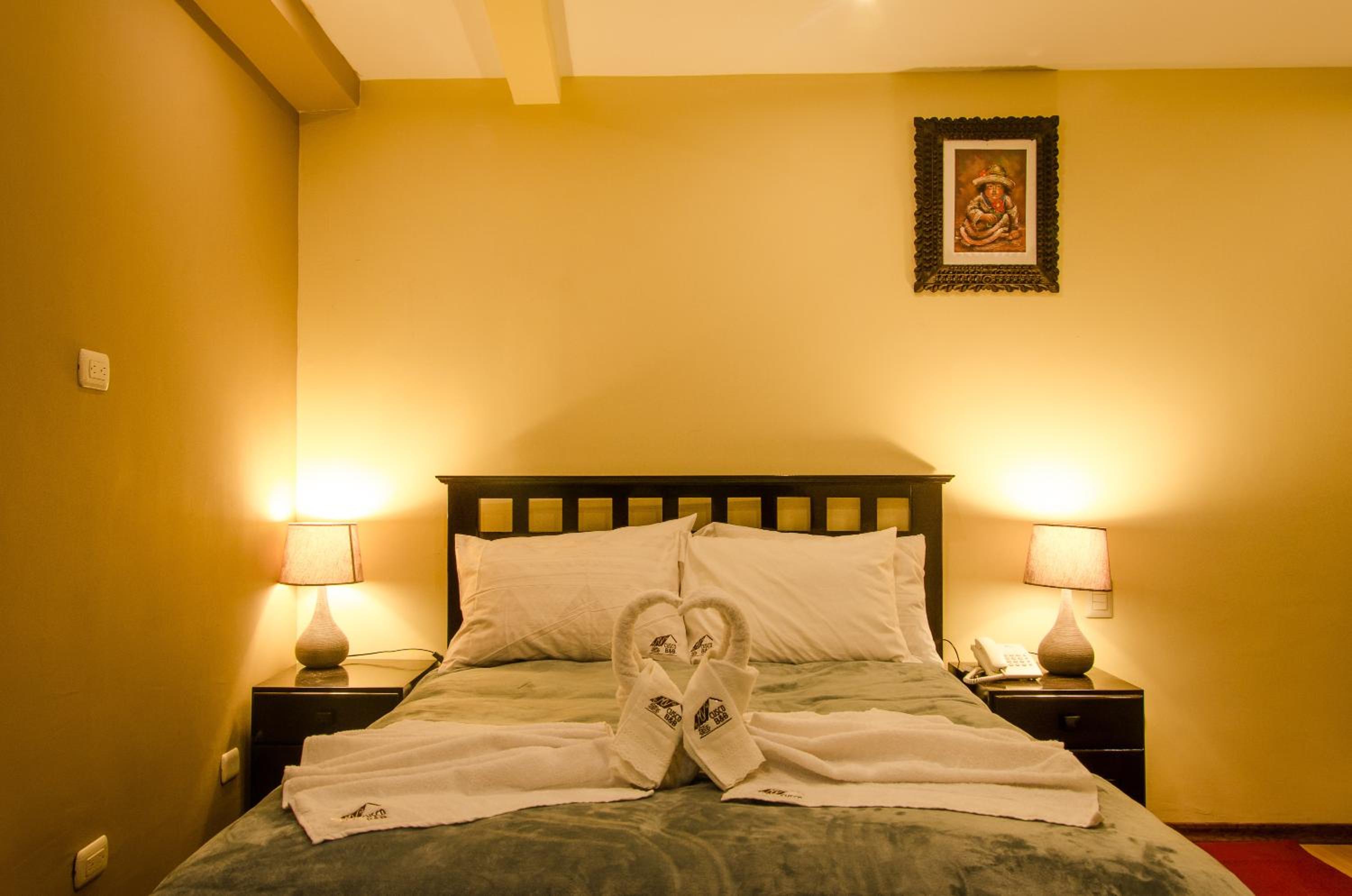 Queen Room photo 1