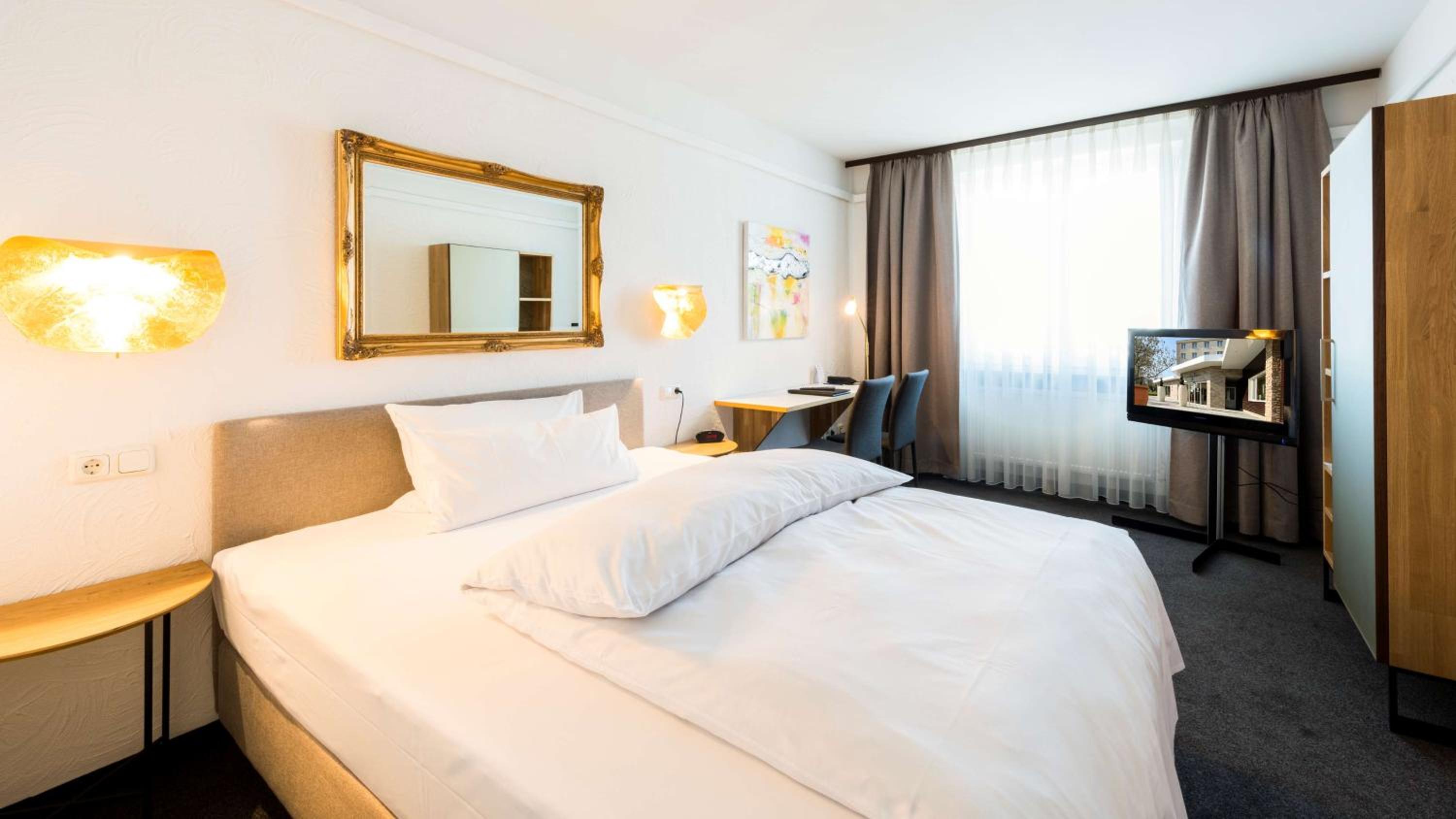 Standard Queen Room - Photo 2