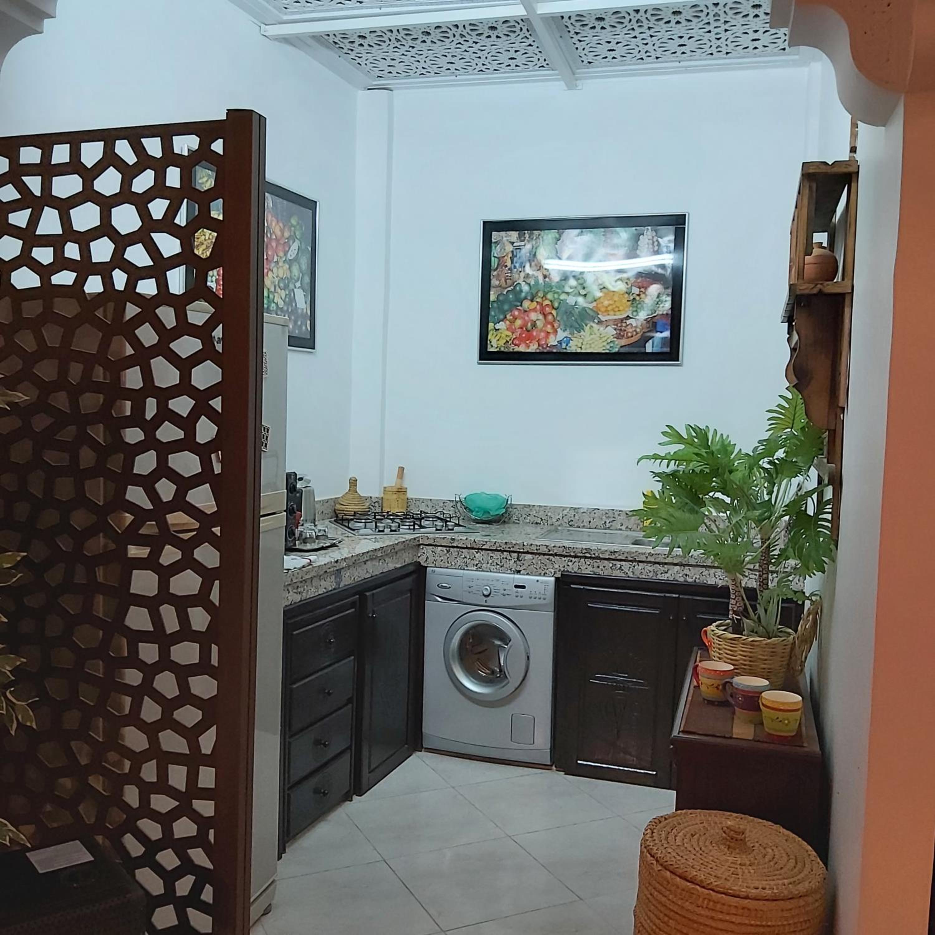 Double Room with Private Bathroom - Photo 2