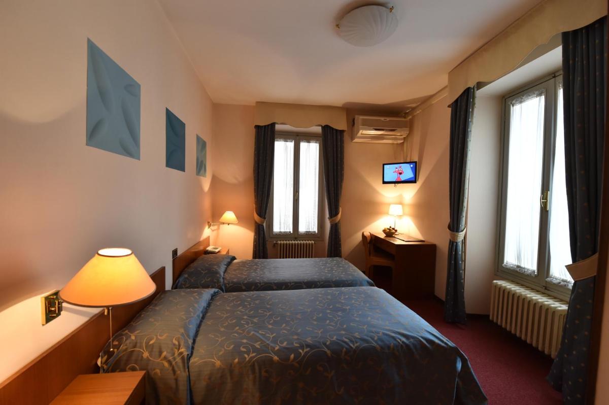 Twin Room photo 2
