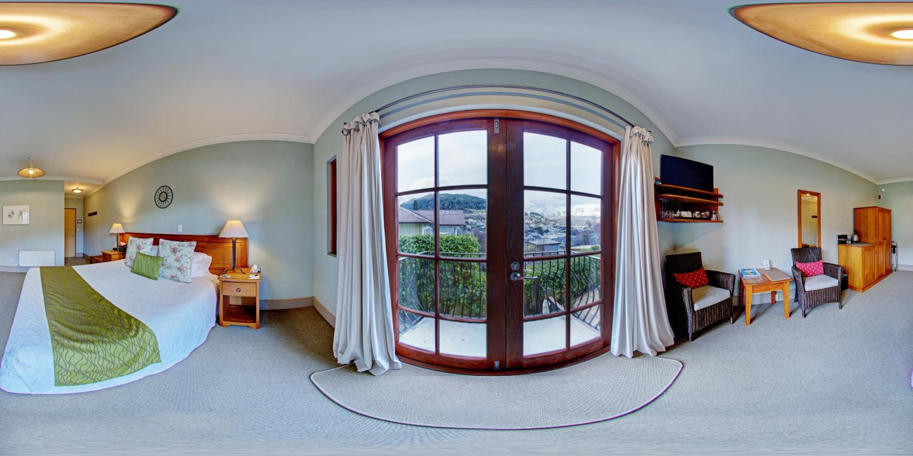 Superior King Room - Photo 5