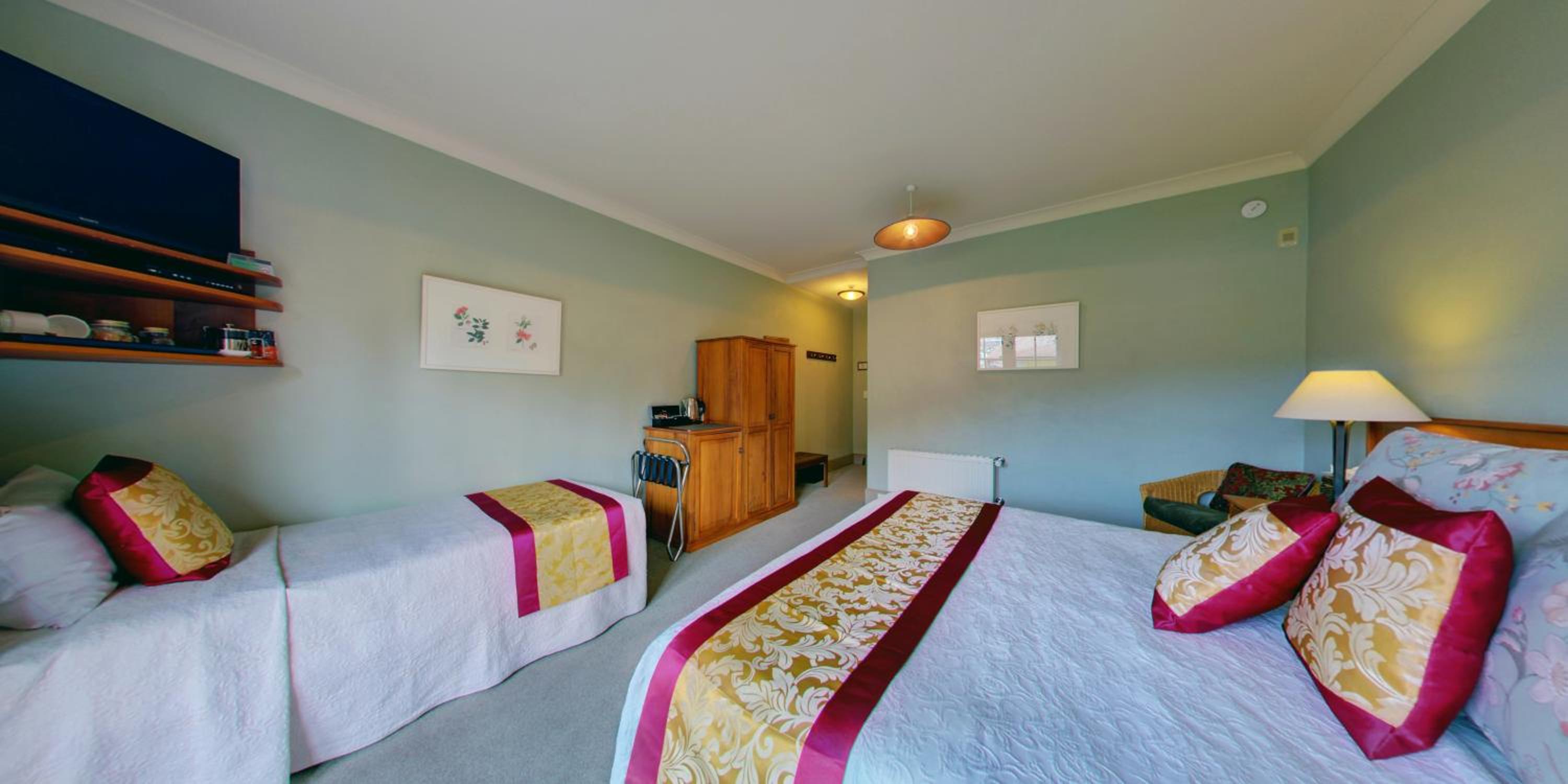 Deluxe Triple Room - Photo 6