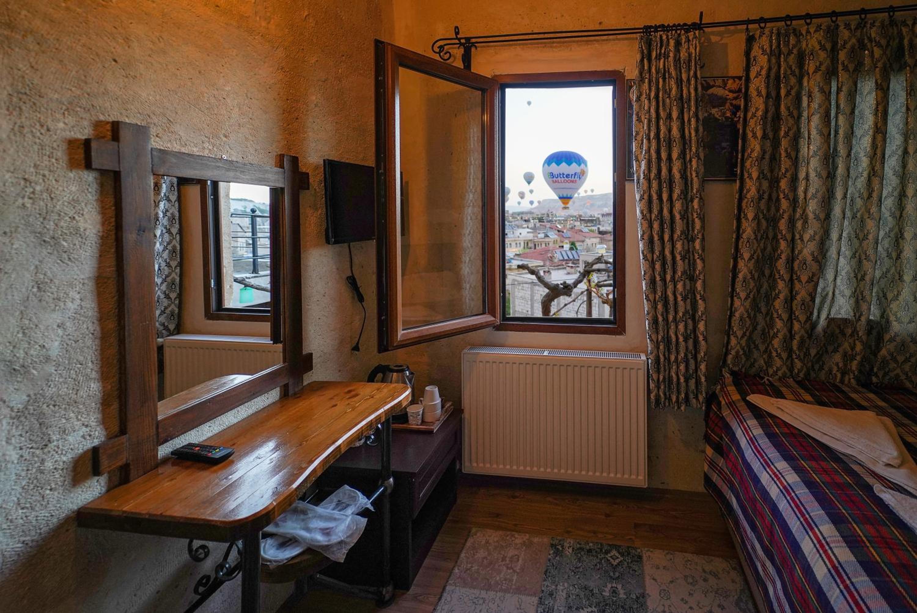 Double Room with Mountain View