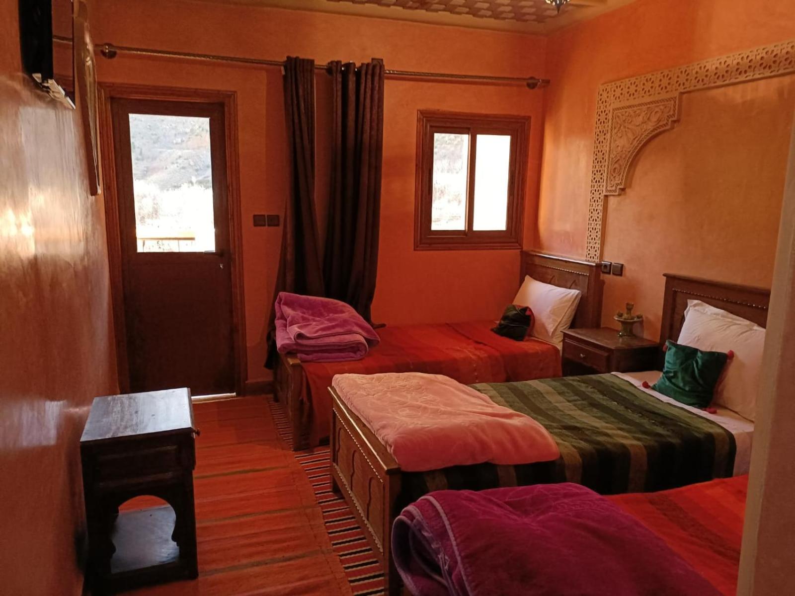 Triple Room with Mountain View - Photo 4