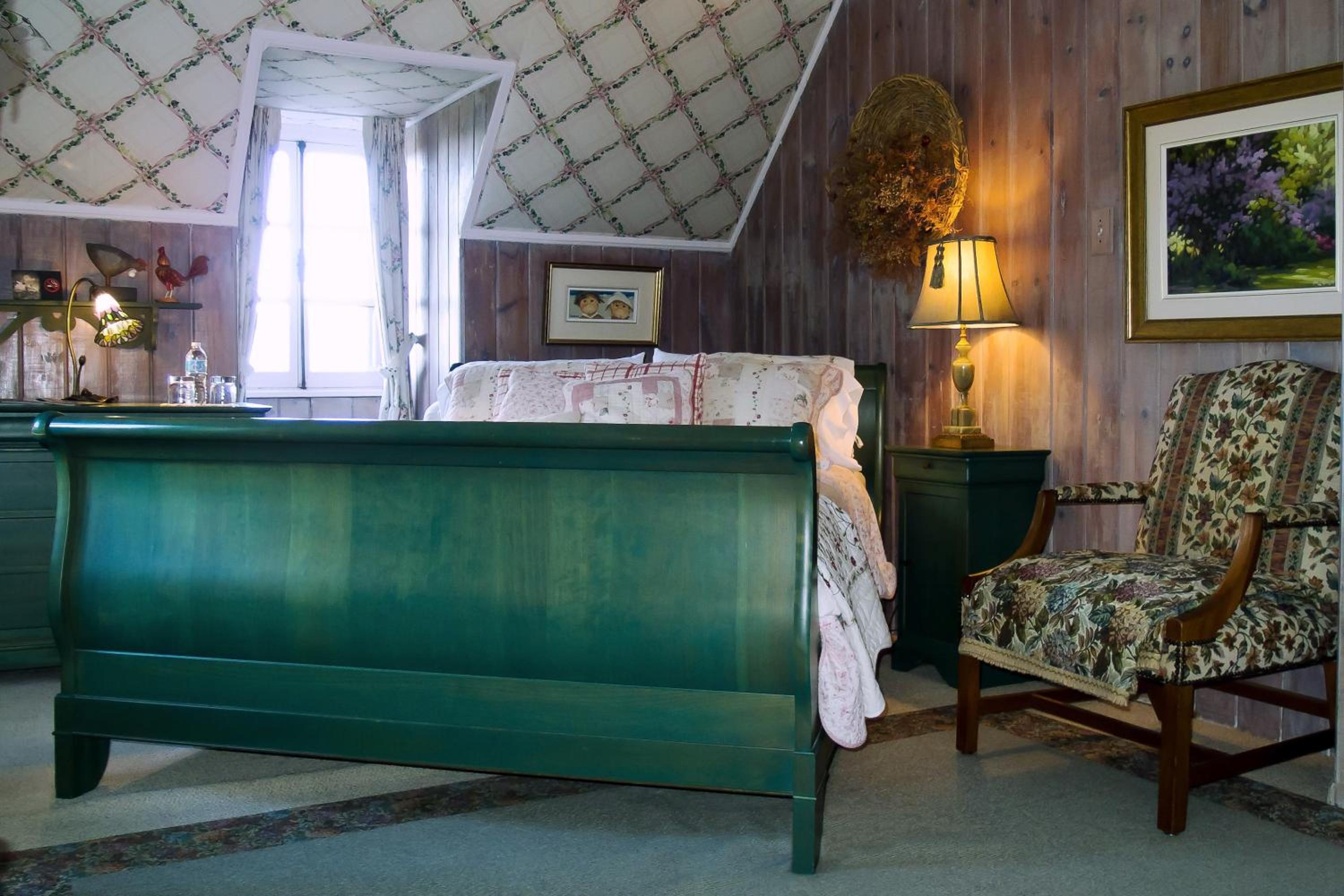 Queen Suite photo 1