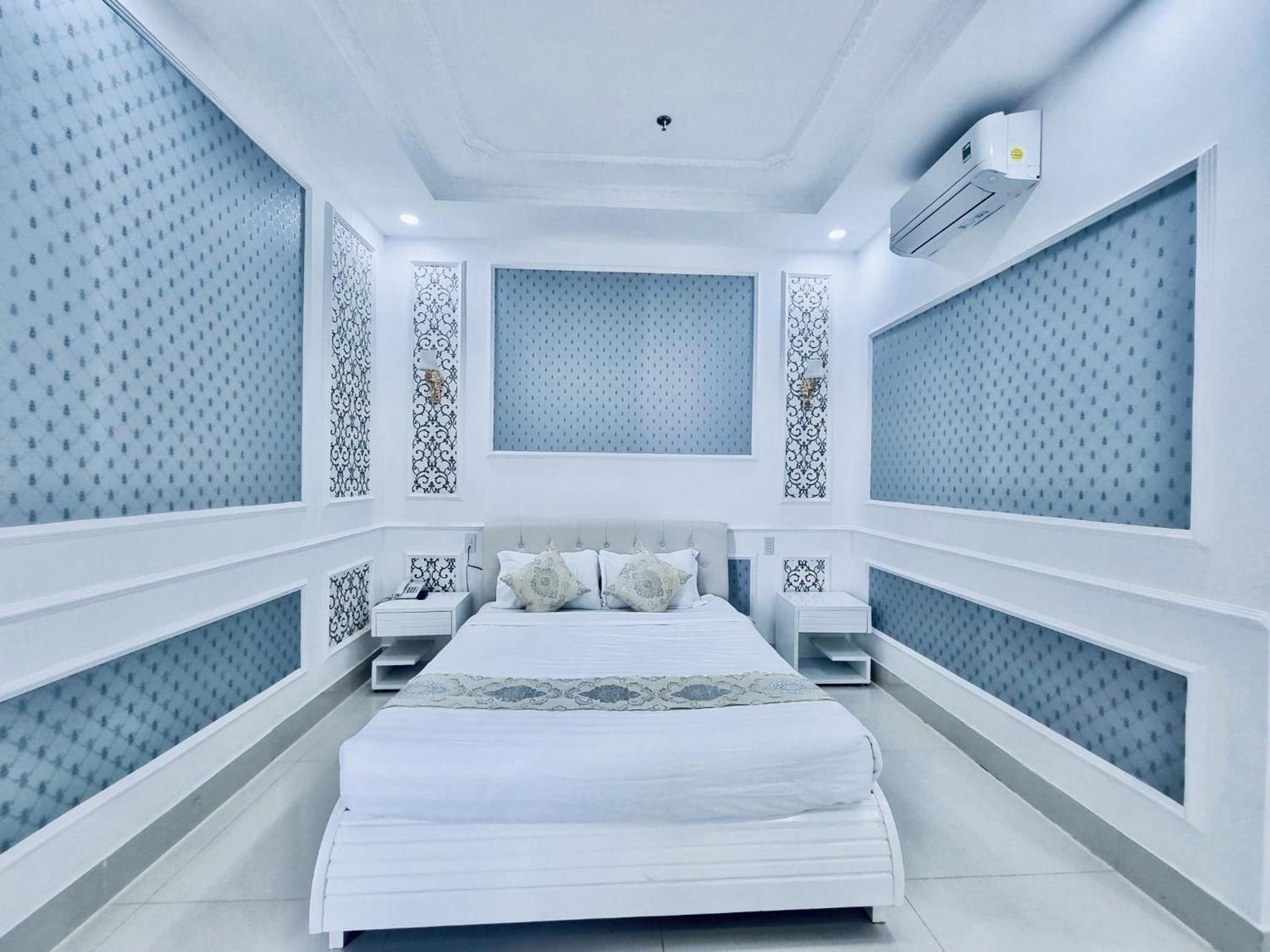 Standard Double Room - Photo 2