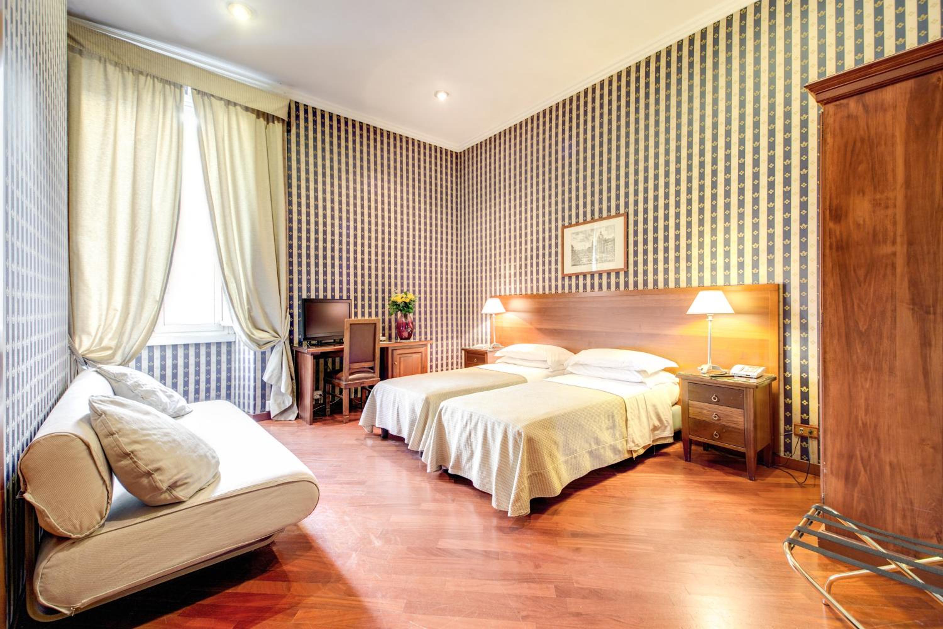 Triple Room photo 3