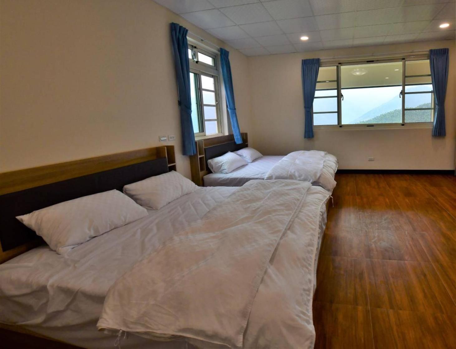 Luxury Quadruple Room photo 3