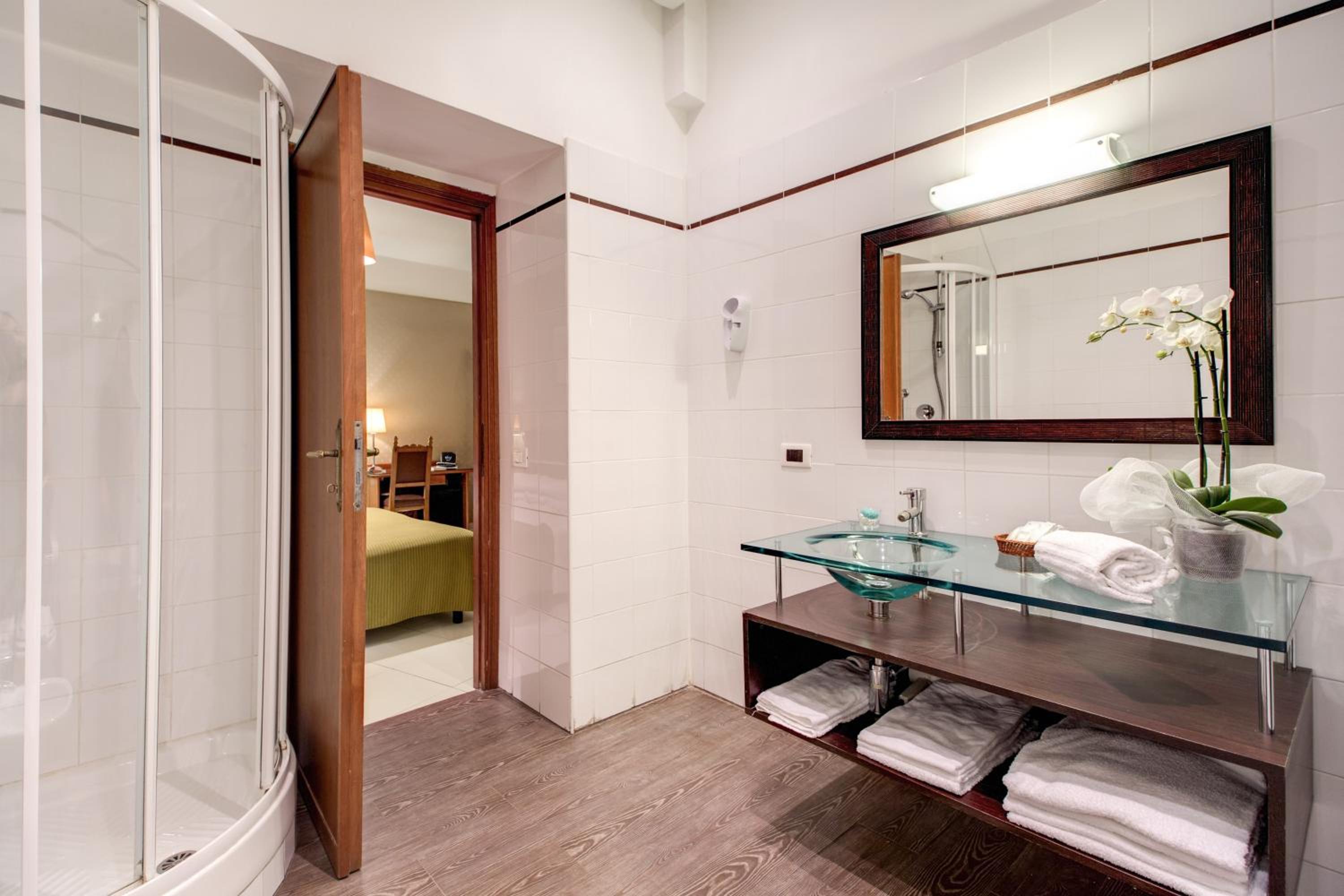 Quadruple Room photo 2