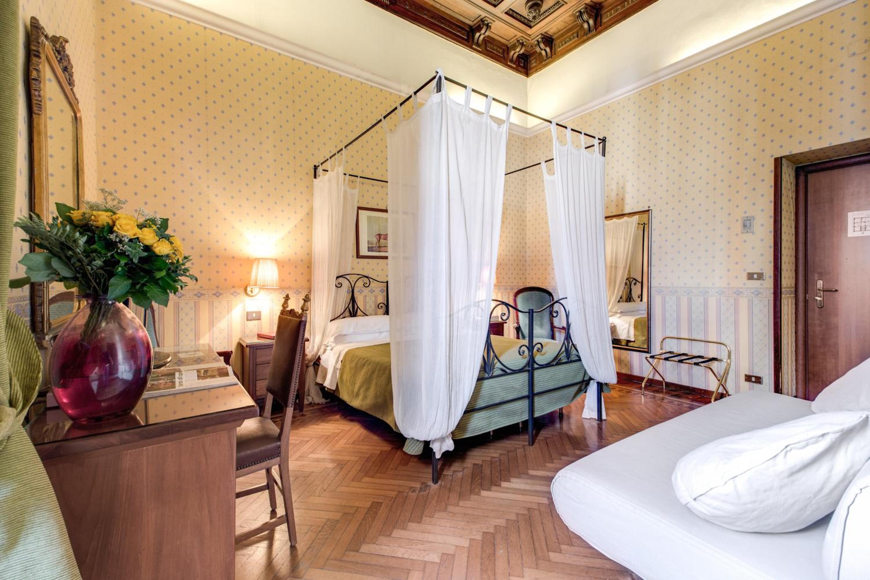 Double or Twin Room photo 1