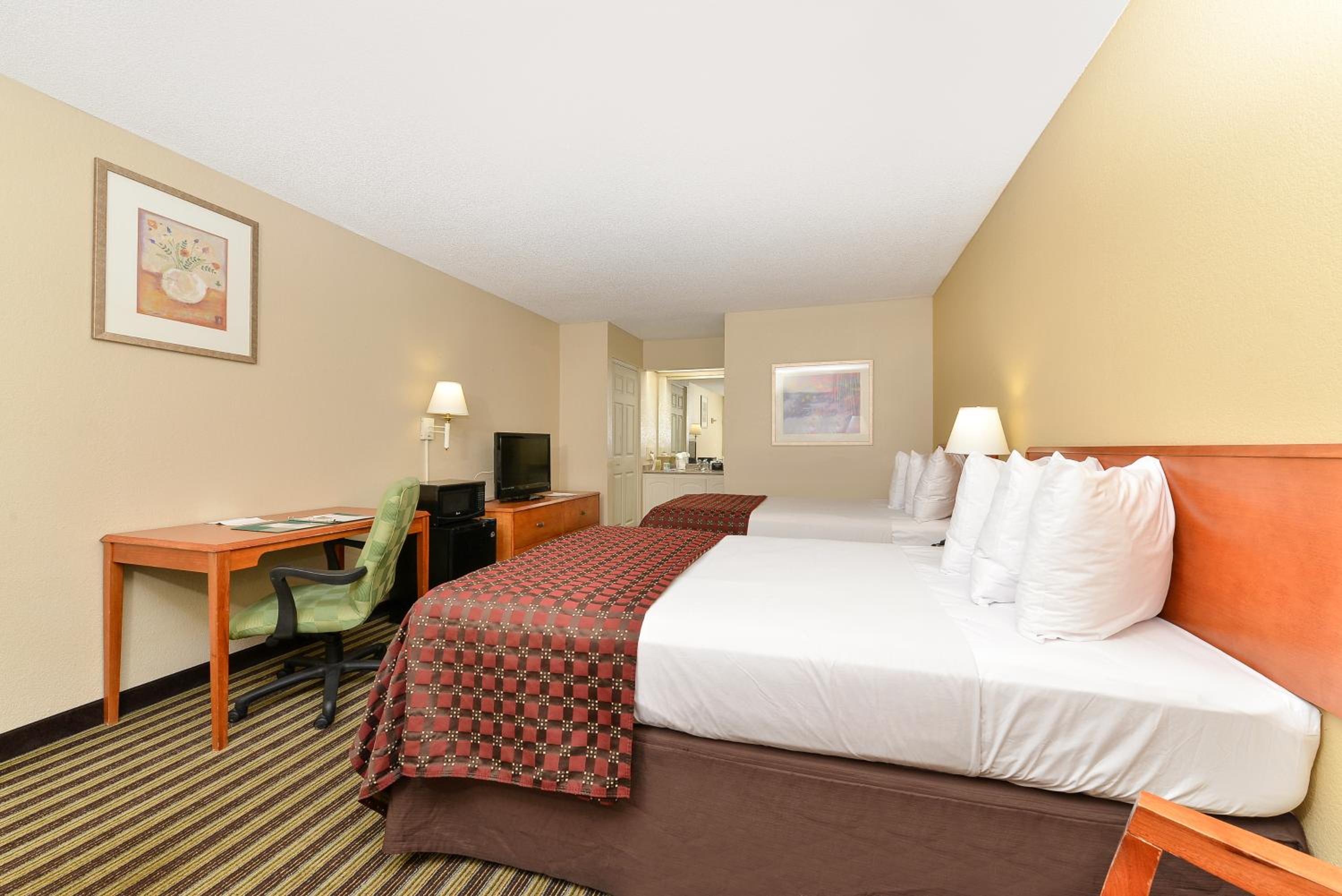 Deluxe Double Room with Two Double Beds - Non-Smoking