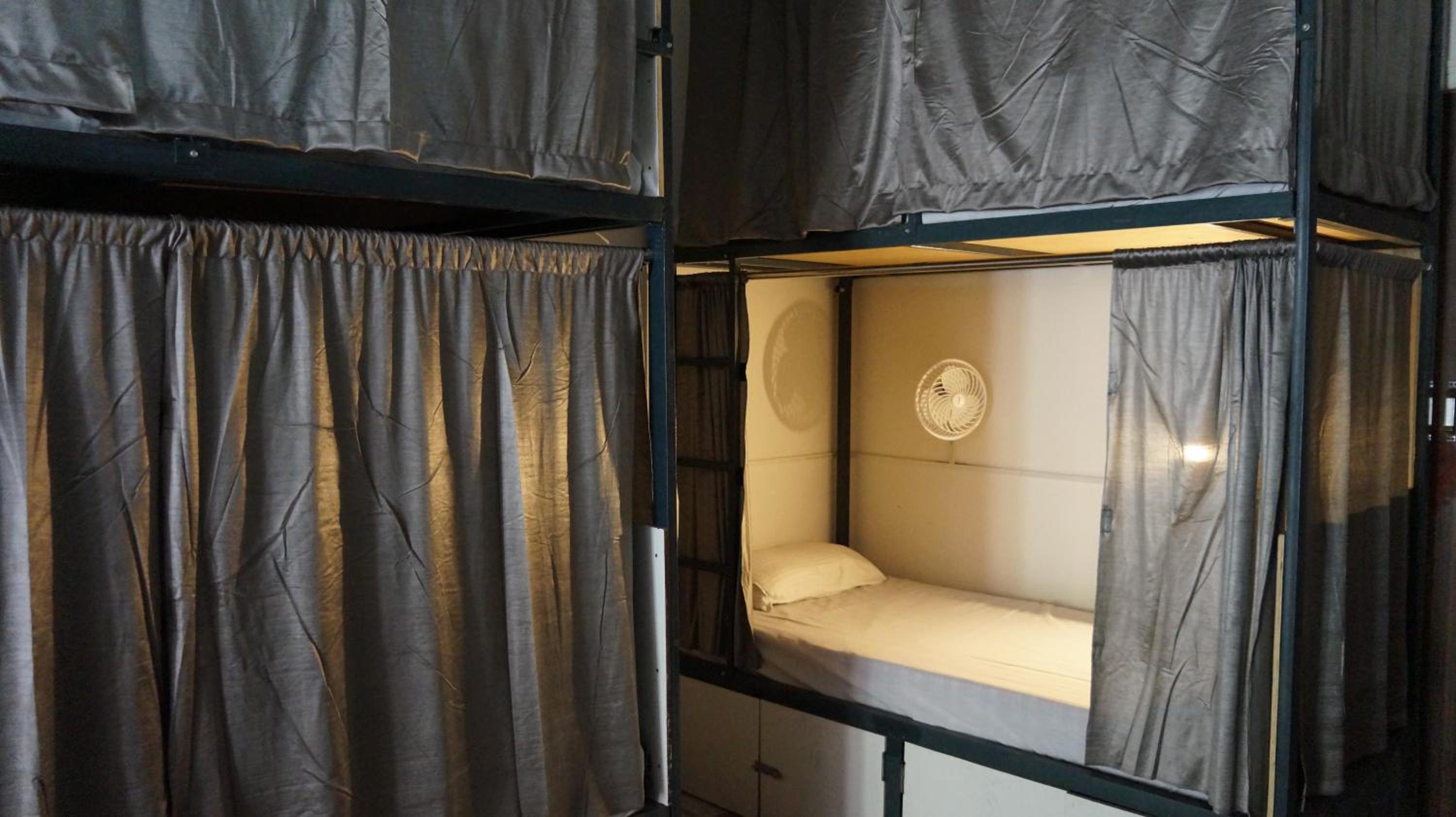Single Bed In Mixed Dormitory Room photo 3
