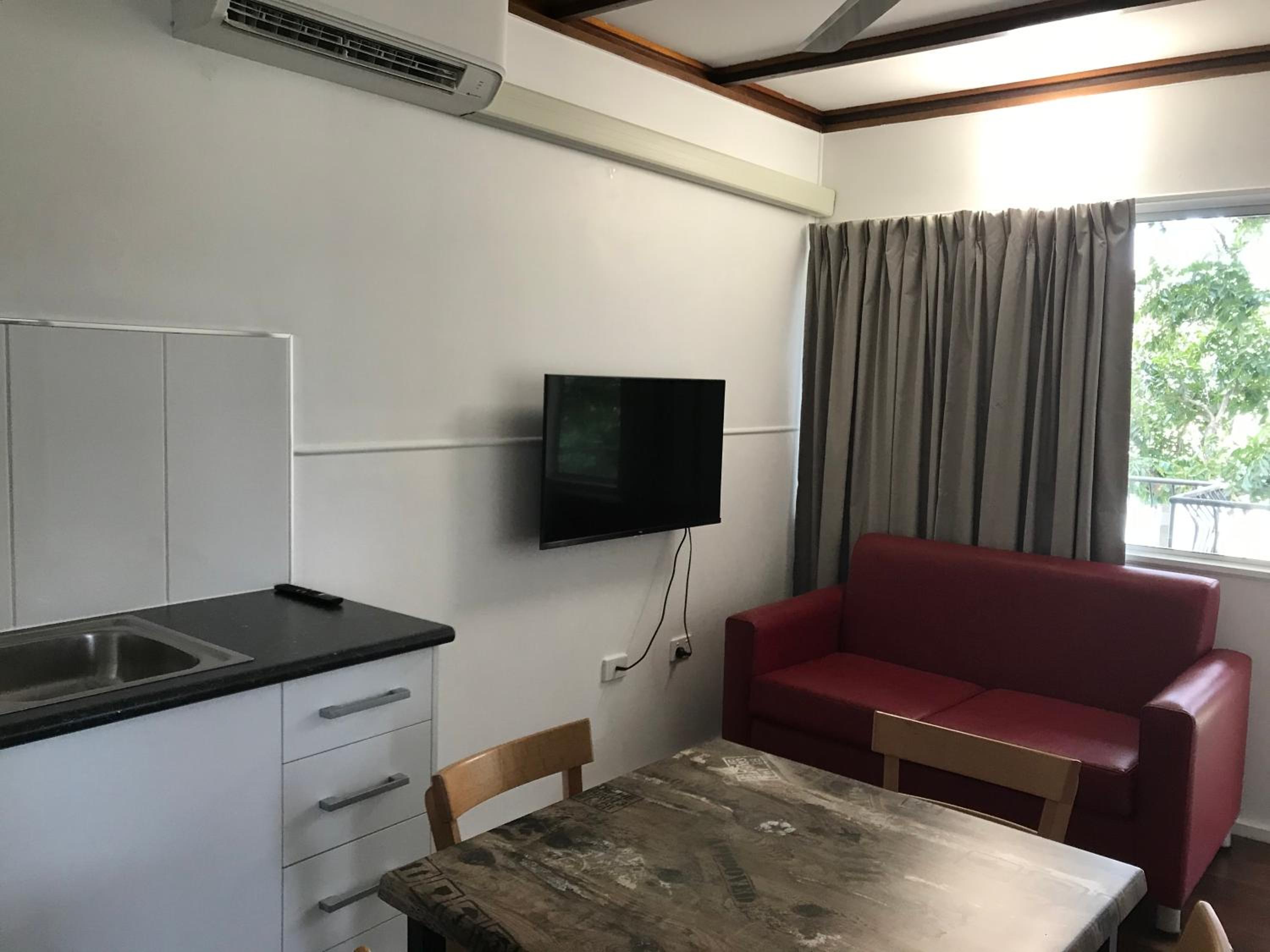 Superior One-Bedroom Apartment photo 1