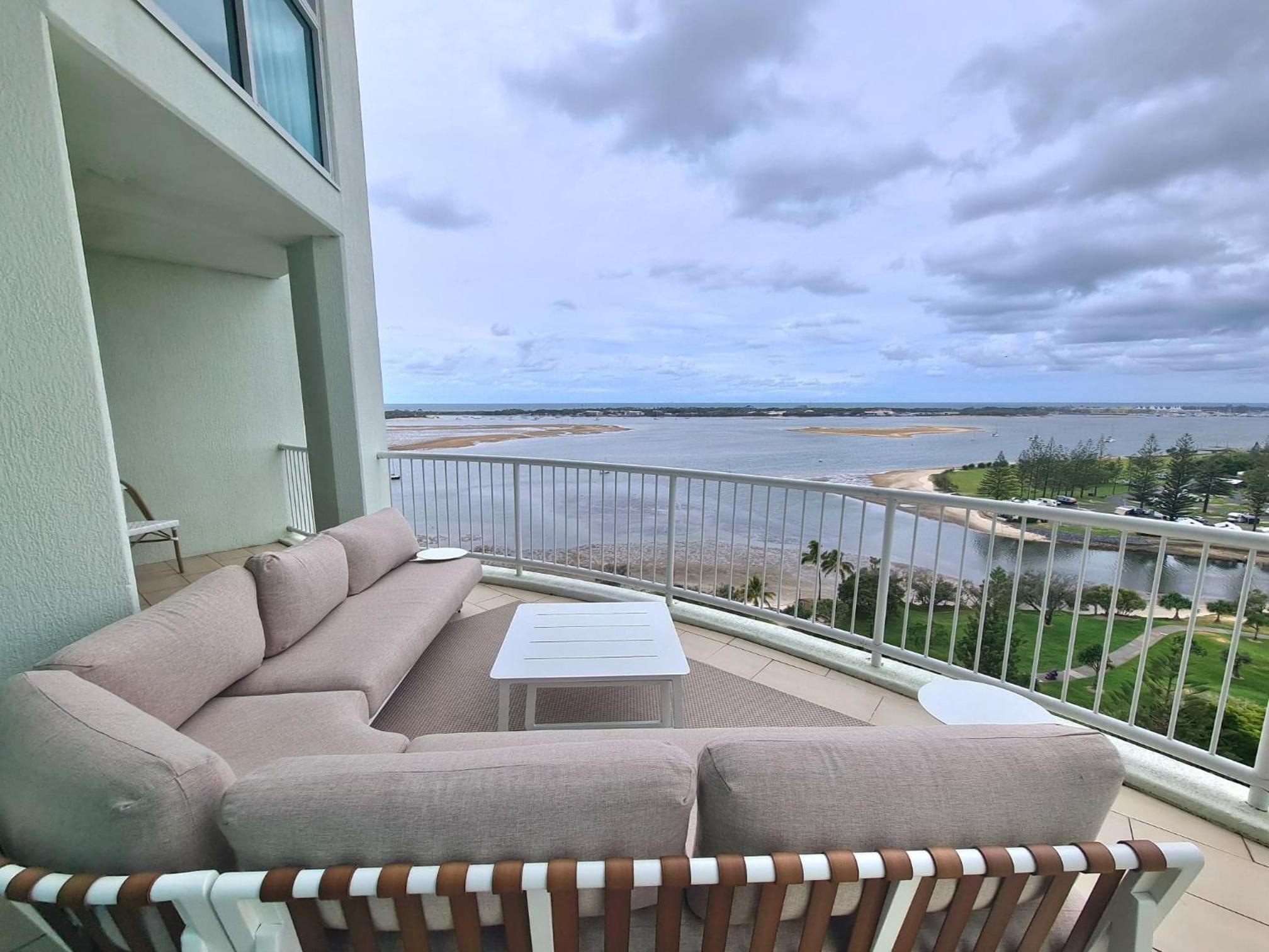 Three-Bedroom Penthouse Apartment photo 2