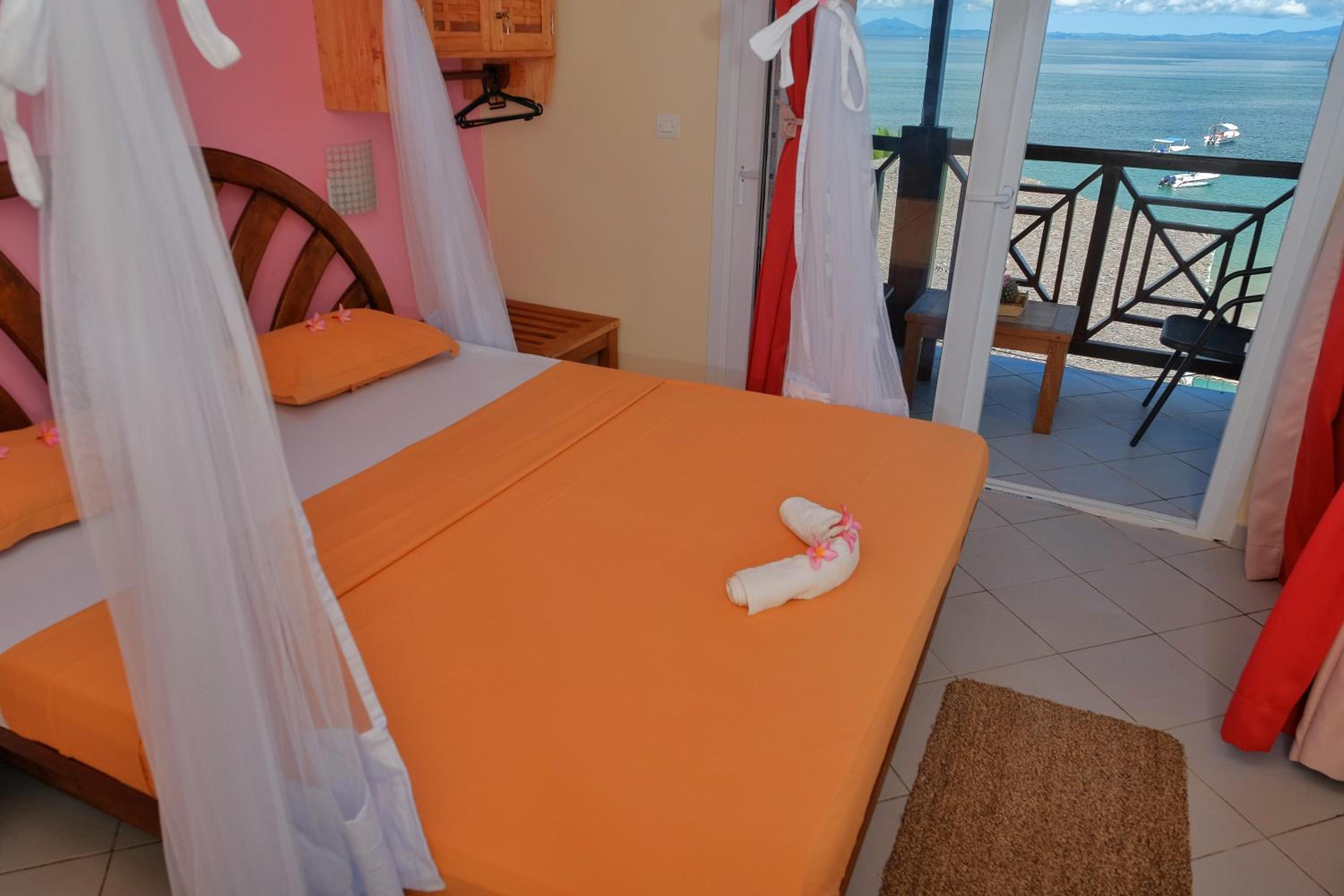 Double Room with Balcony and Sea View photo 3