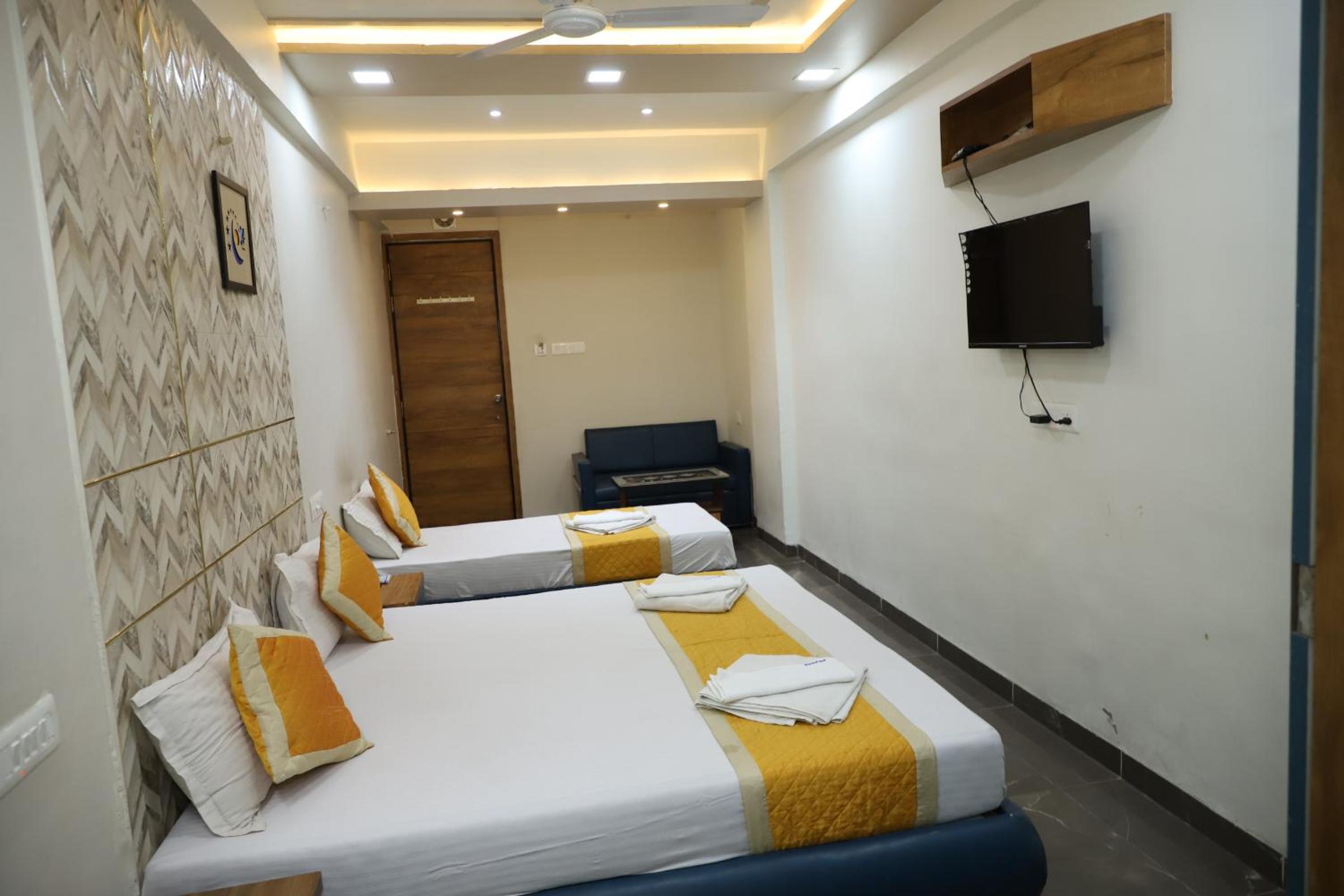 Deluxe Triple Room