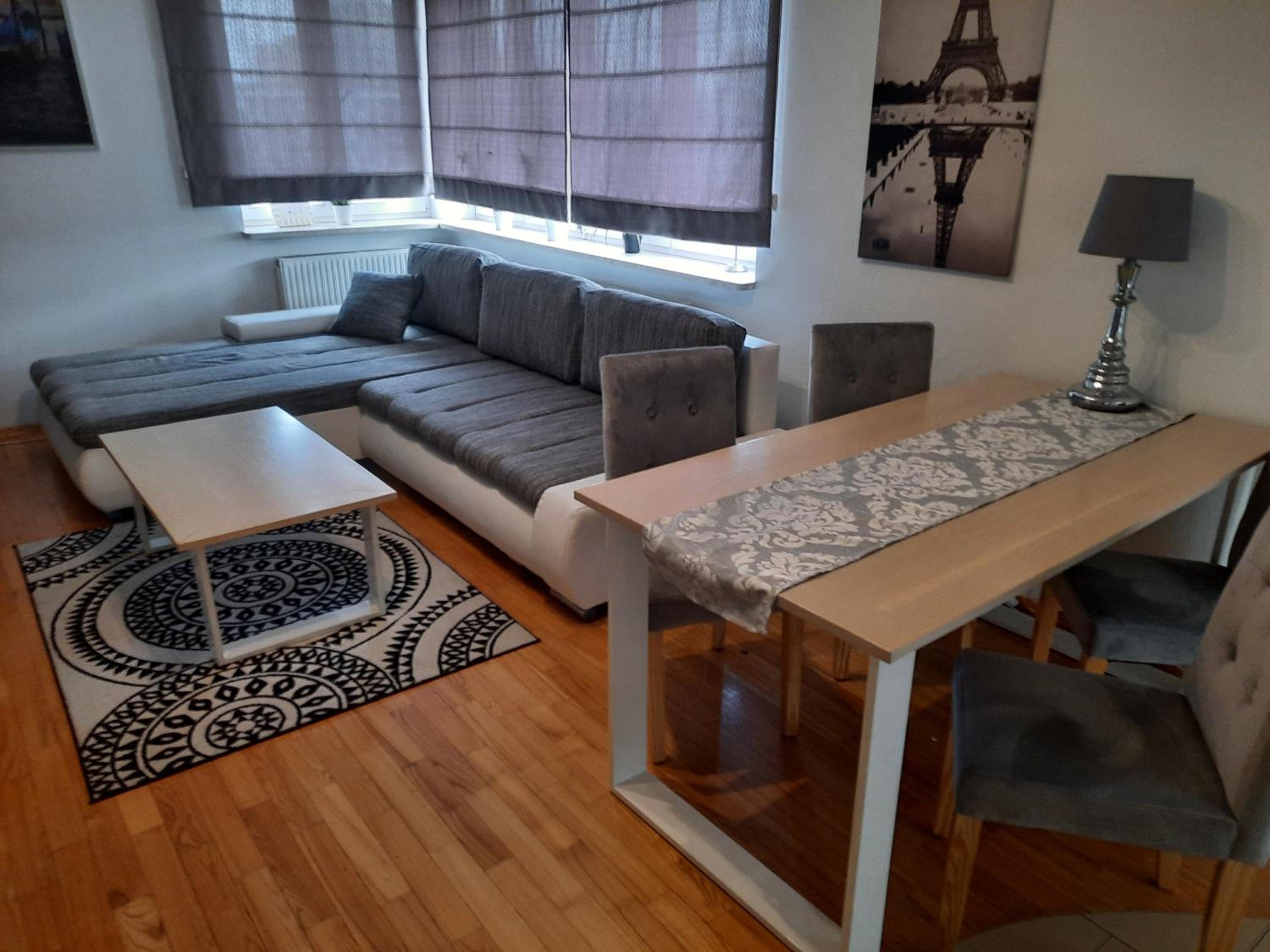 One-Bedroom Apartment - Photo 27