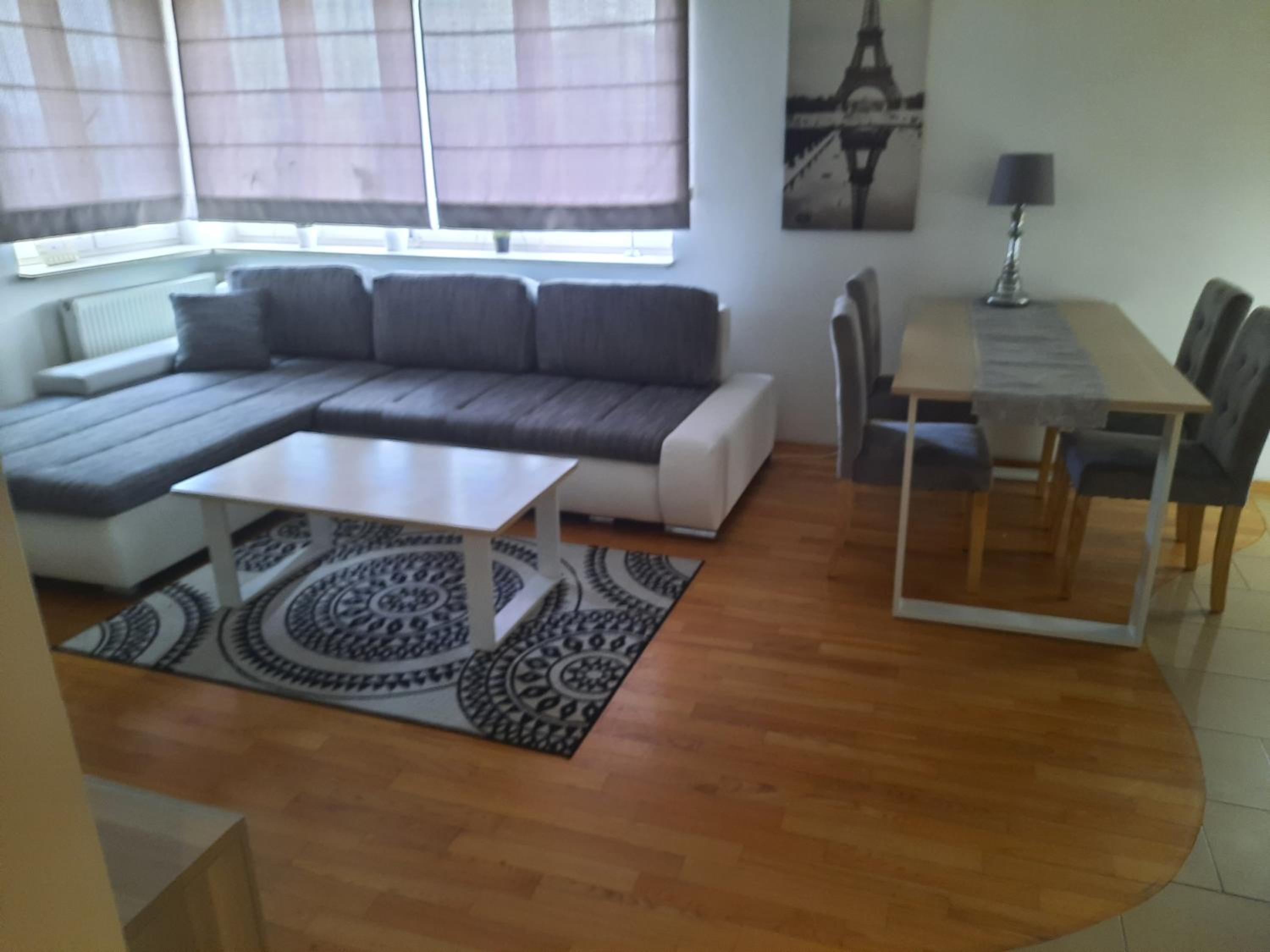 One-Bedroom Apartment - Photo 29