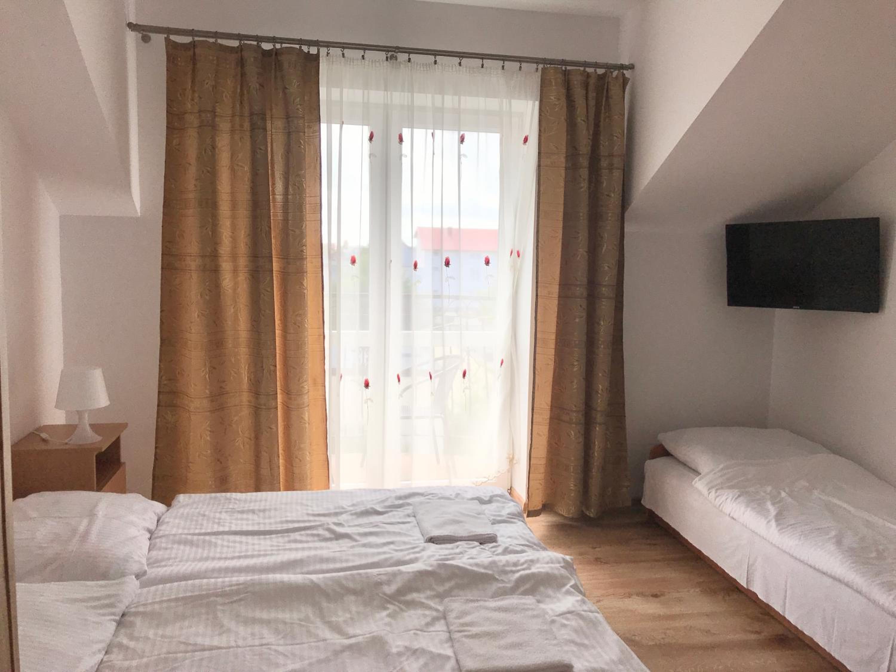 Classic Triple Room - Photo 4