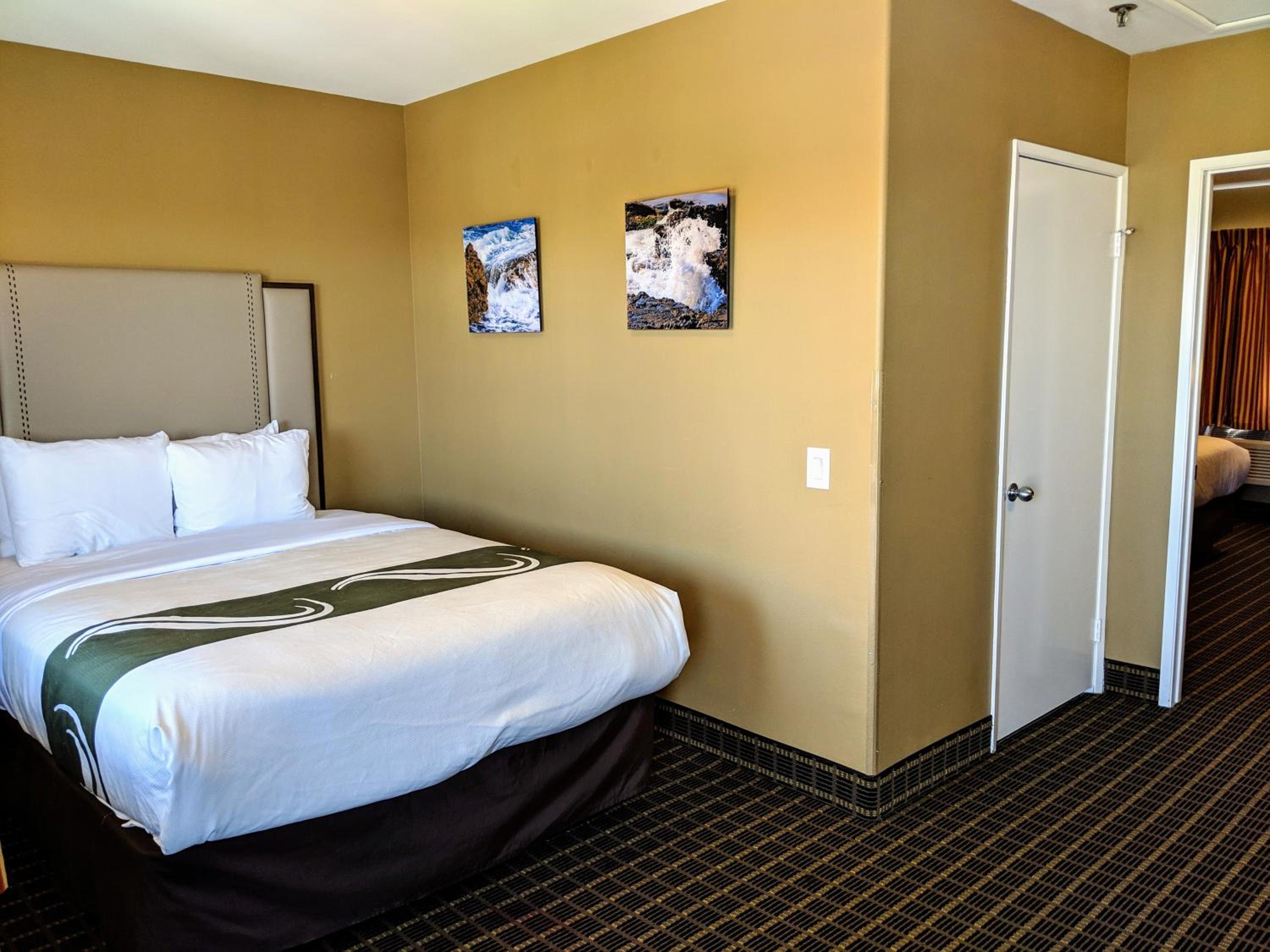 Family Suite - Non Smoking - Photo 2