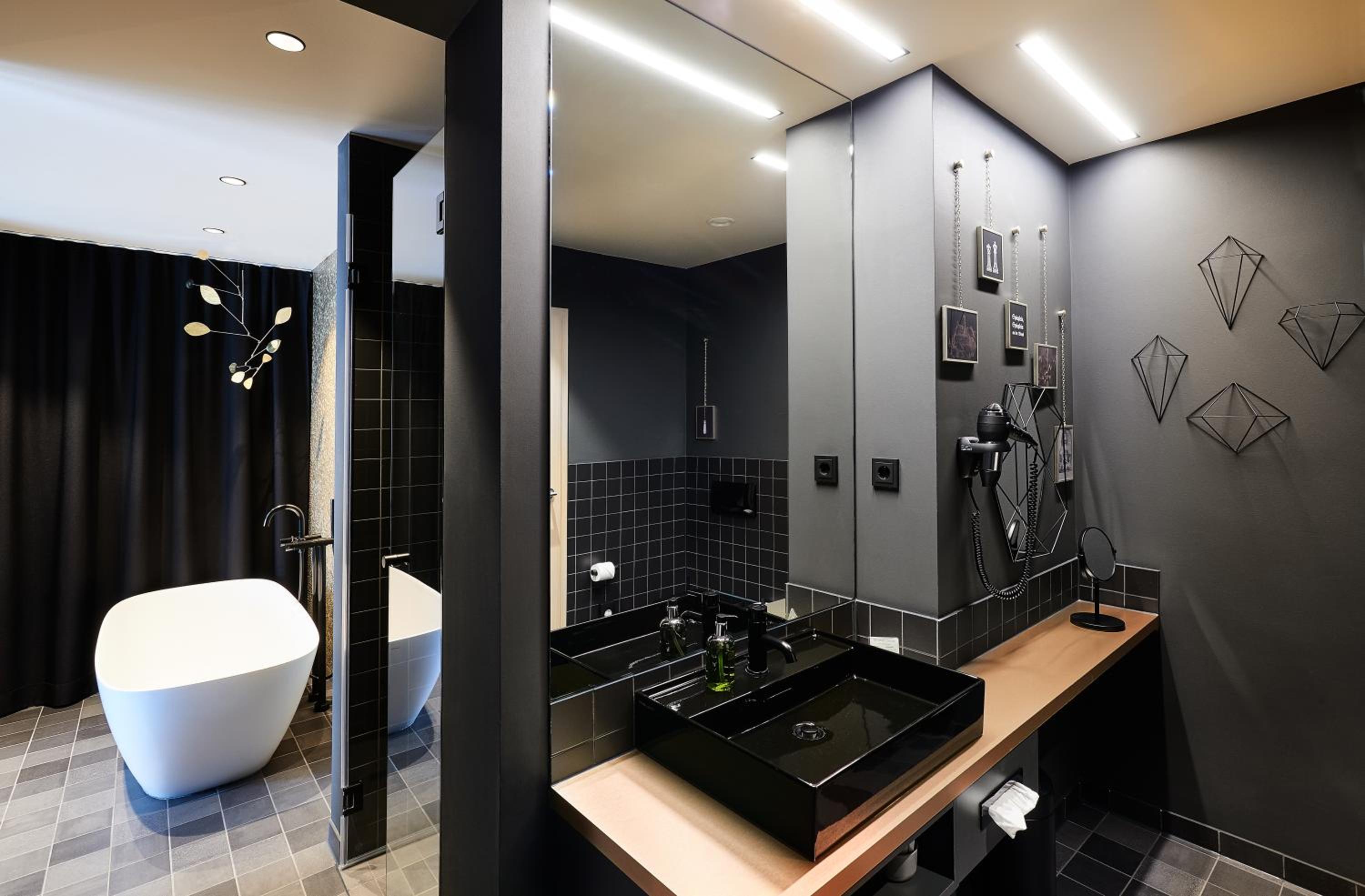 King Suite photo 3