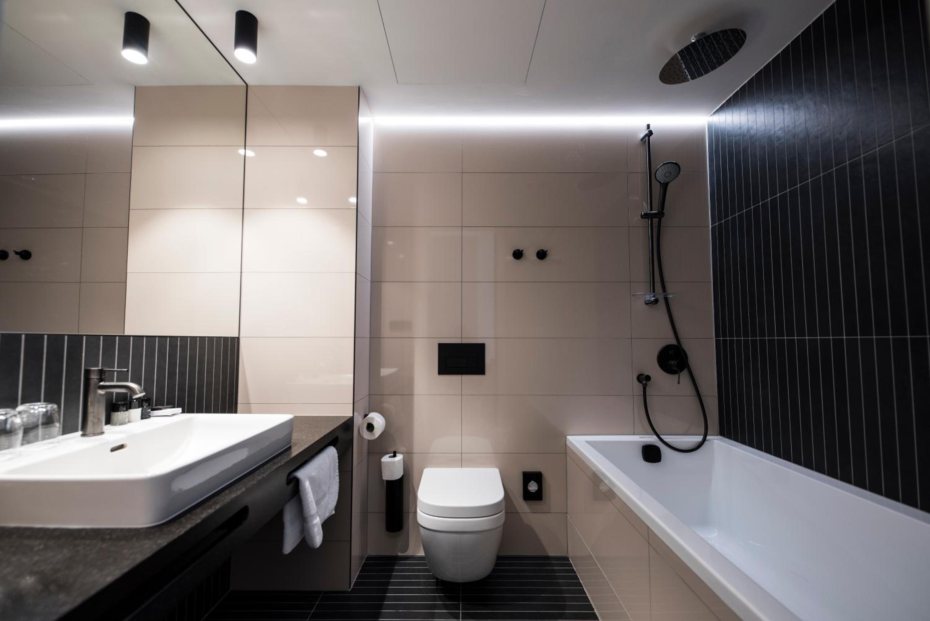 Superior Double or Twin Room - Photo 5