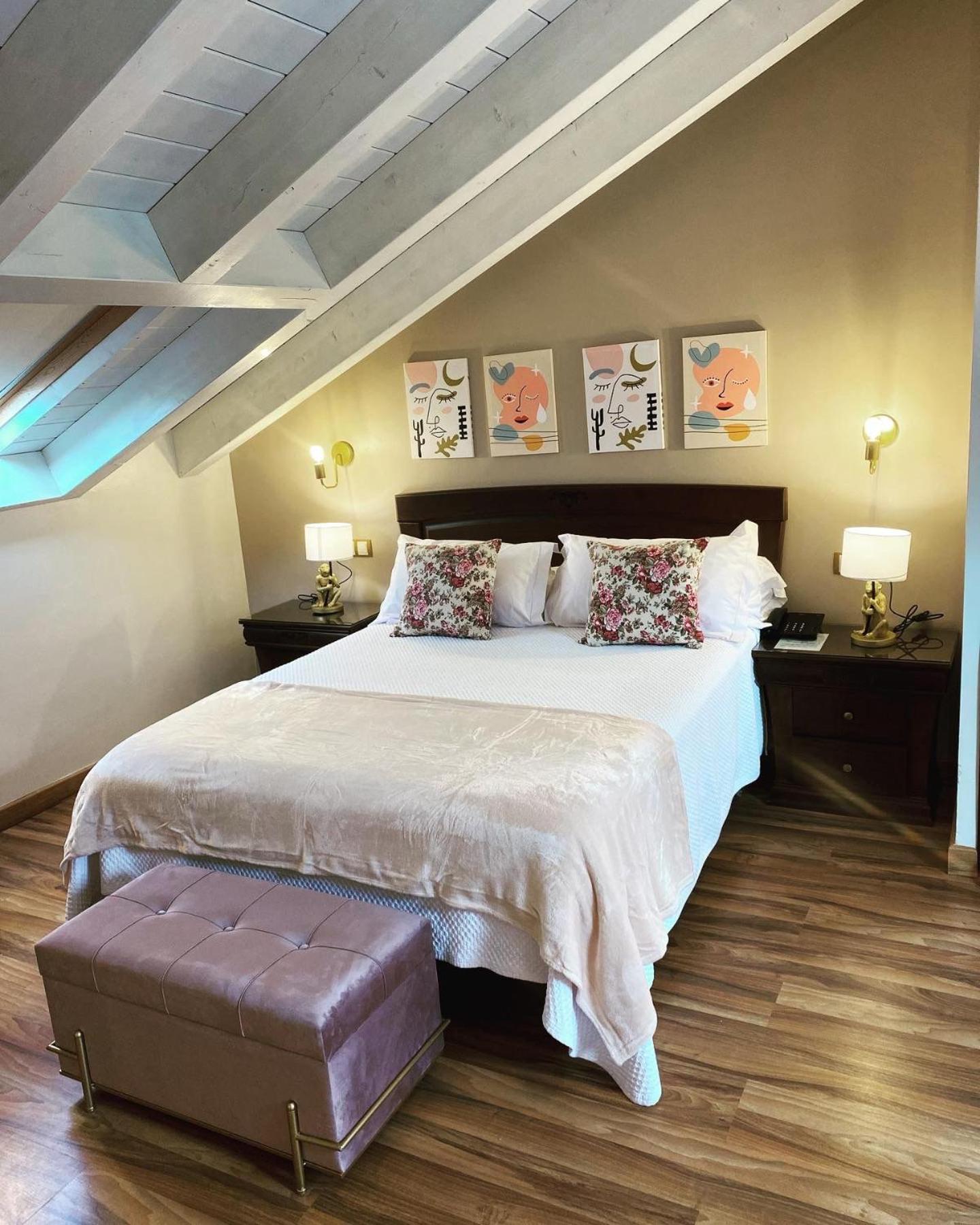 Habitación Doble o con Dos Camas