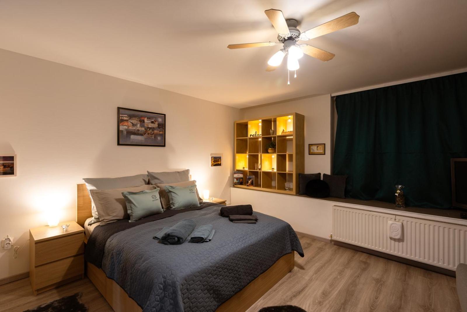 One-Bedroom Apartment - Photo 17