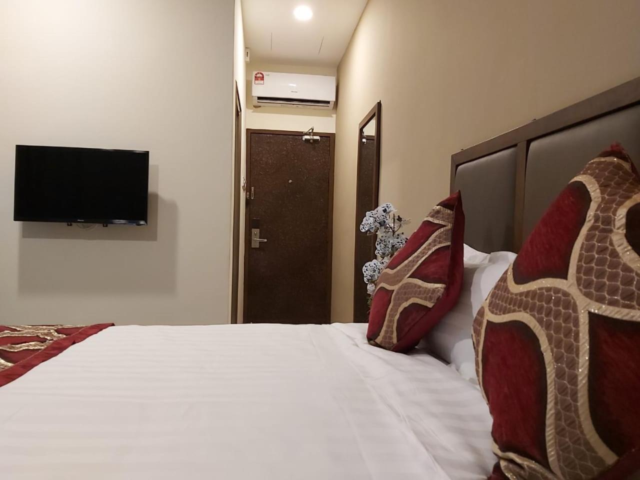 Standard Queen Room - Photo 4